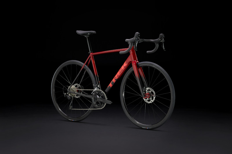 初心者向け】 ロードバイクはアルミとカーボンどっちが良い