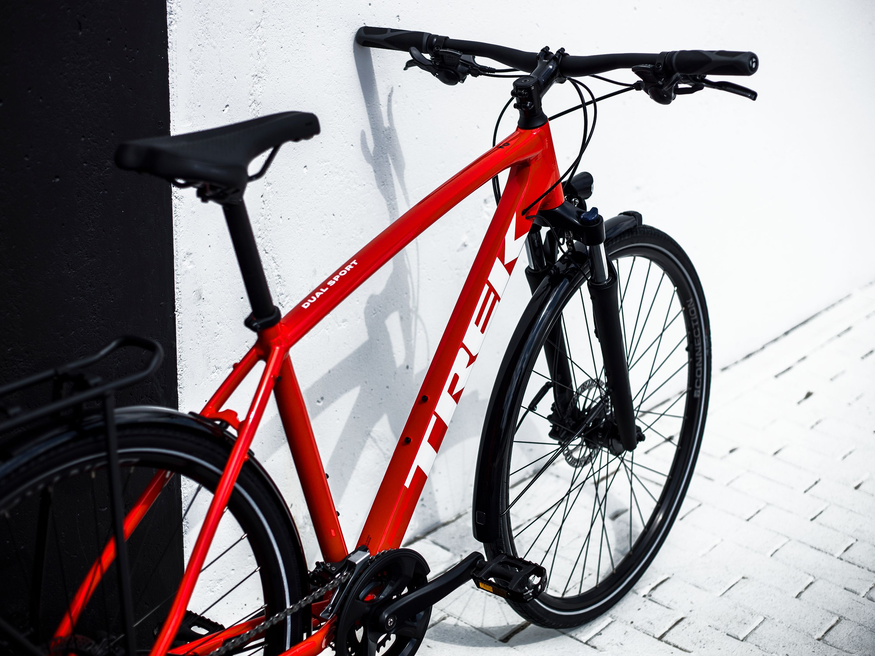 trek dual sport 2 viper red