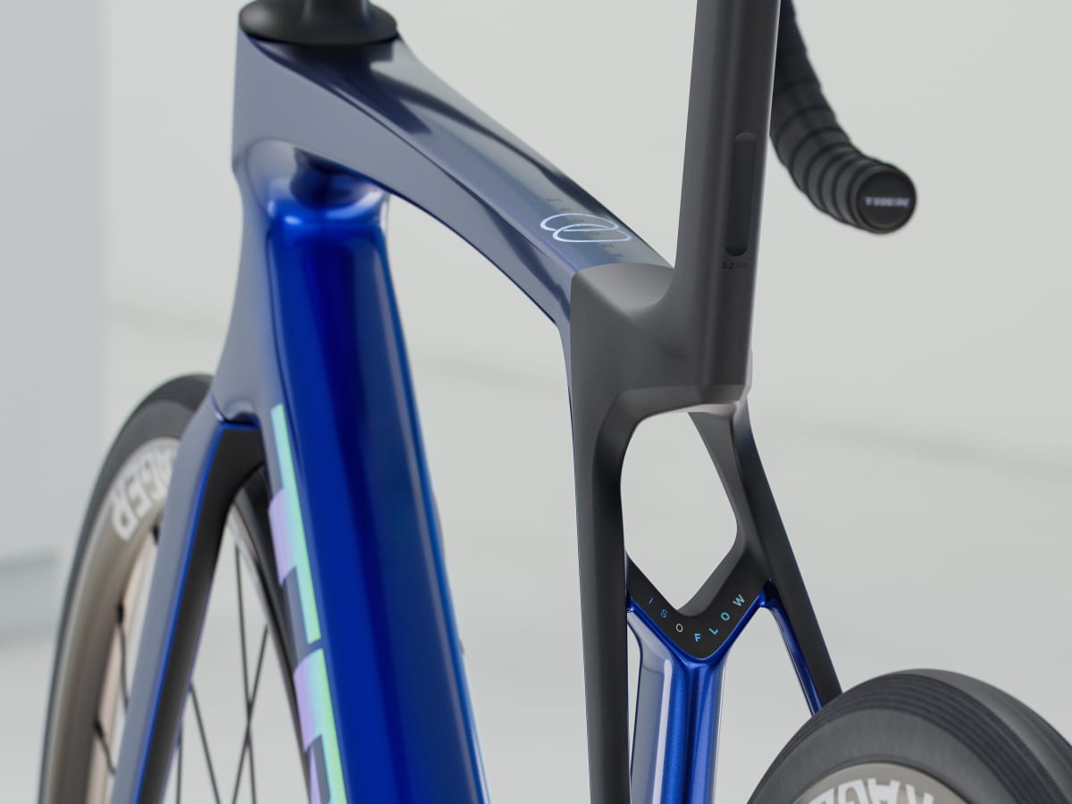 Trek Madone SL 5 Gen 8 Red Kite Cycles