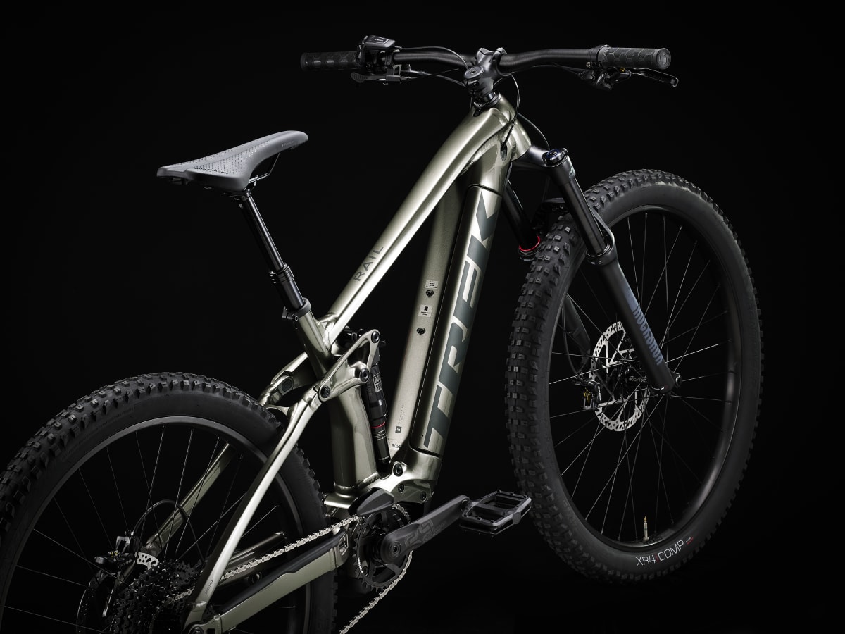 Trek Rail 5 625W Gen 3 Red Kite Cycles