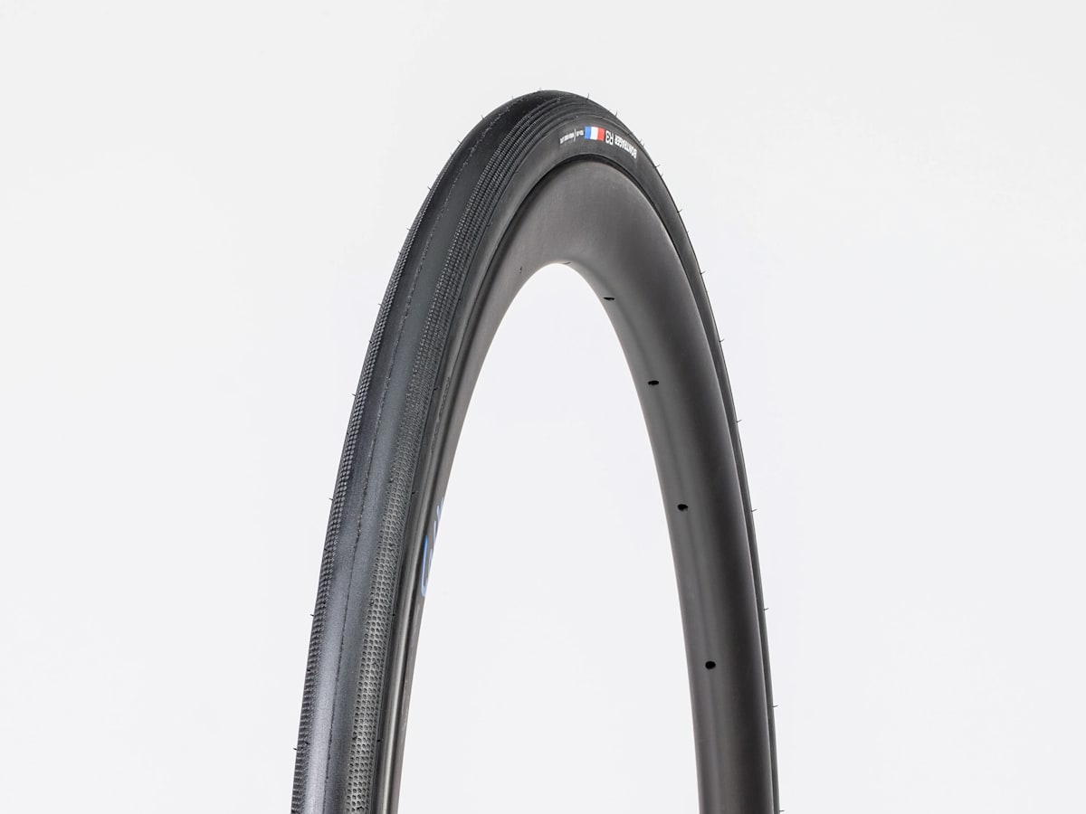 Photo - Pneu Bontrager R3 hard-case lite