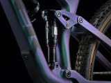 Trek discount emerald iris