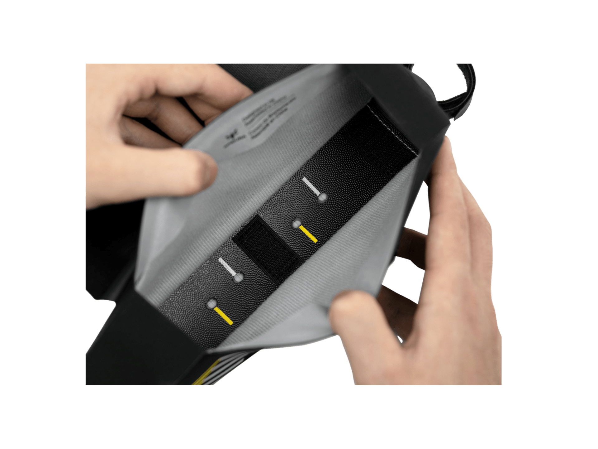 Apidura Racing Bolt-On Top Tube Bag