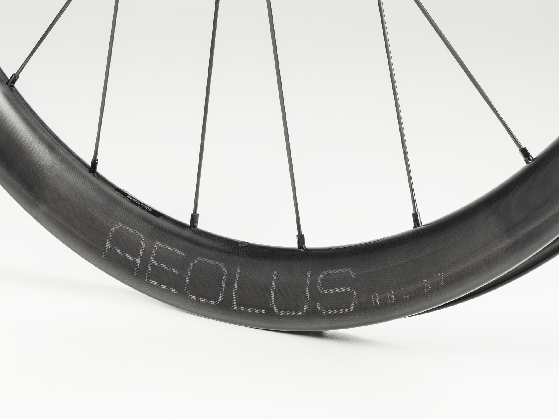 Bontrager Aeolus RSL 37 TLR Disc Road Wheel