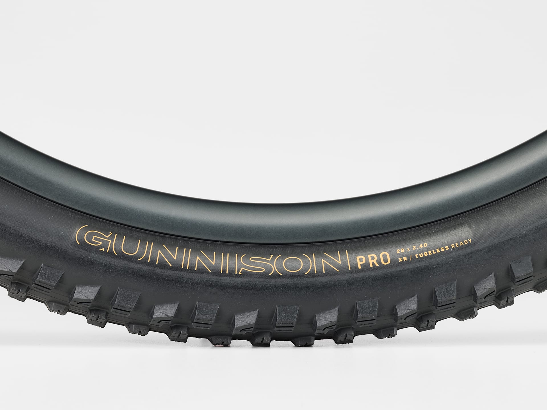 Bontrager Gunnison Pro XR TLR MTB Tire CoolSprings Galleria