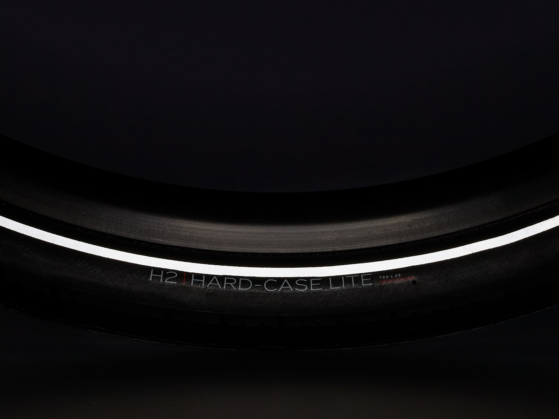 Bontrager H2 Hard-Case Lite Reflective Hybrid Tire