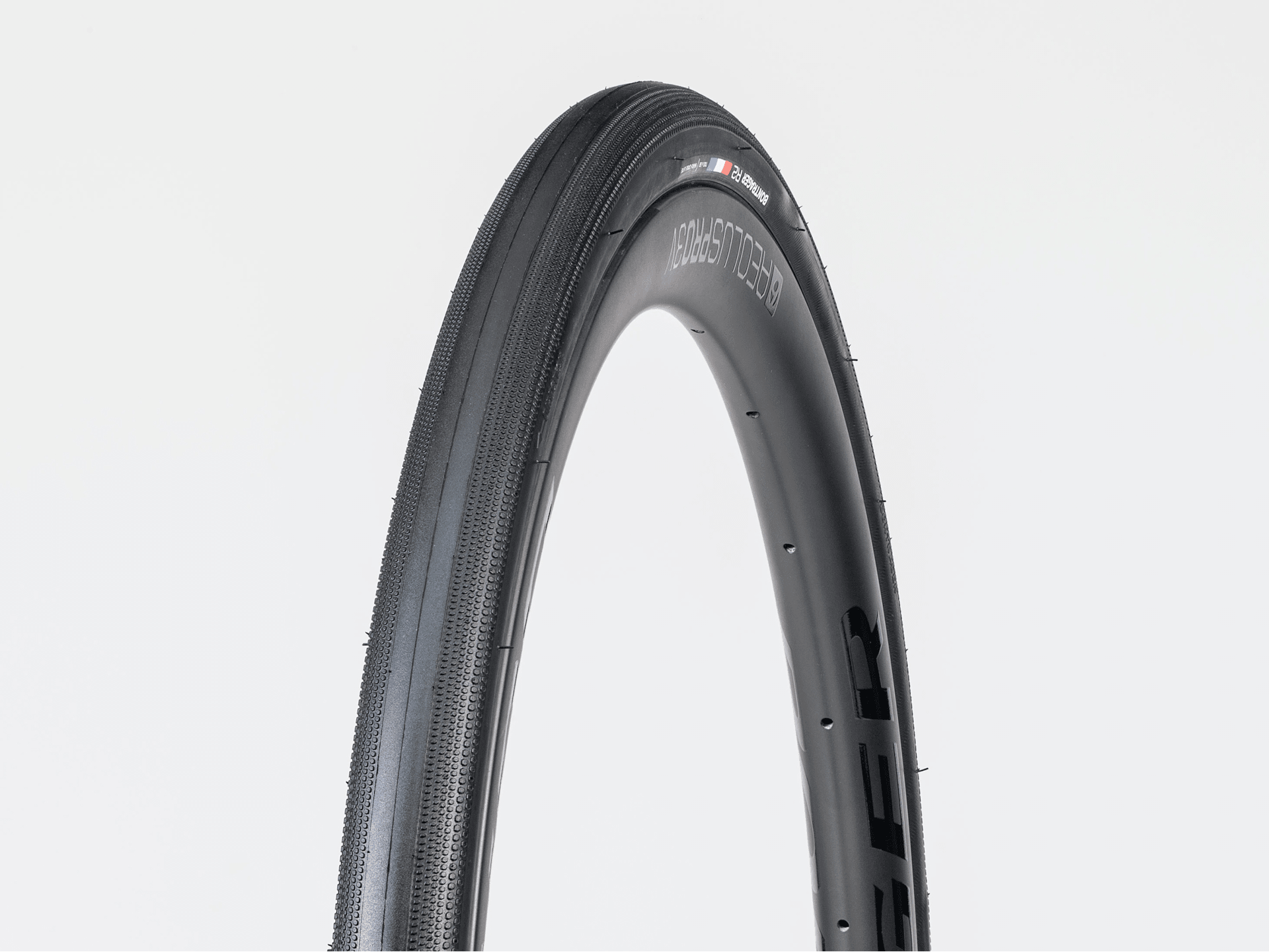 Photo - Pneu Bontrager R2 hard-case lite