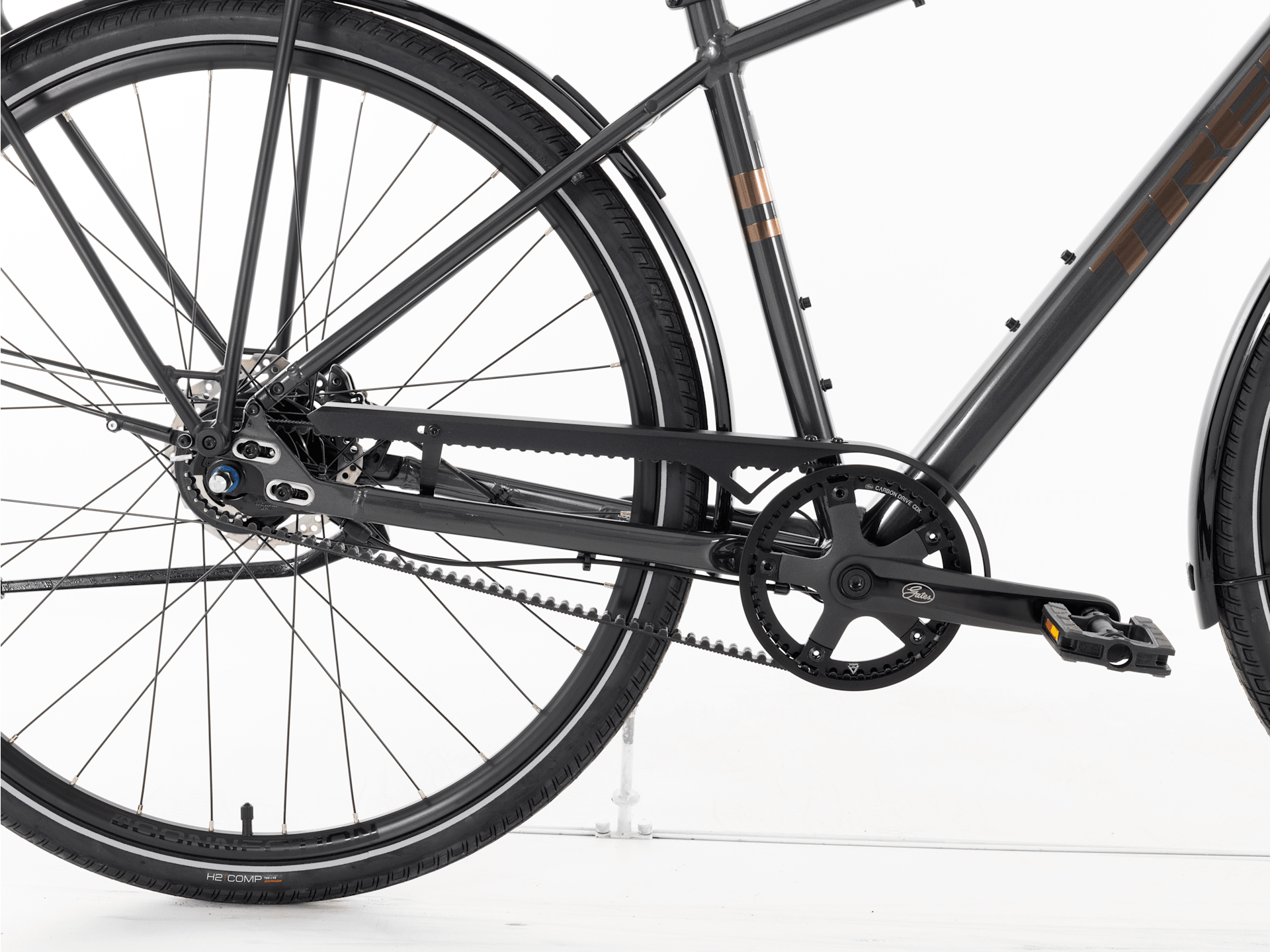 District 4 Equipped - 2023, Medium