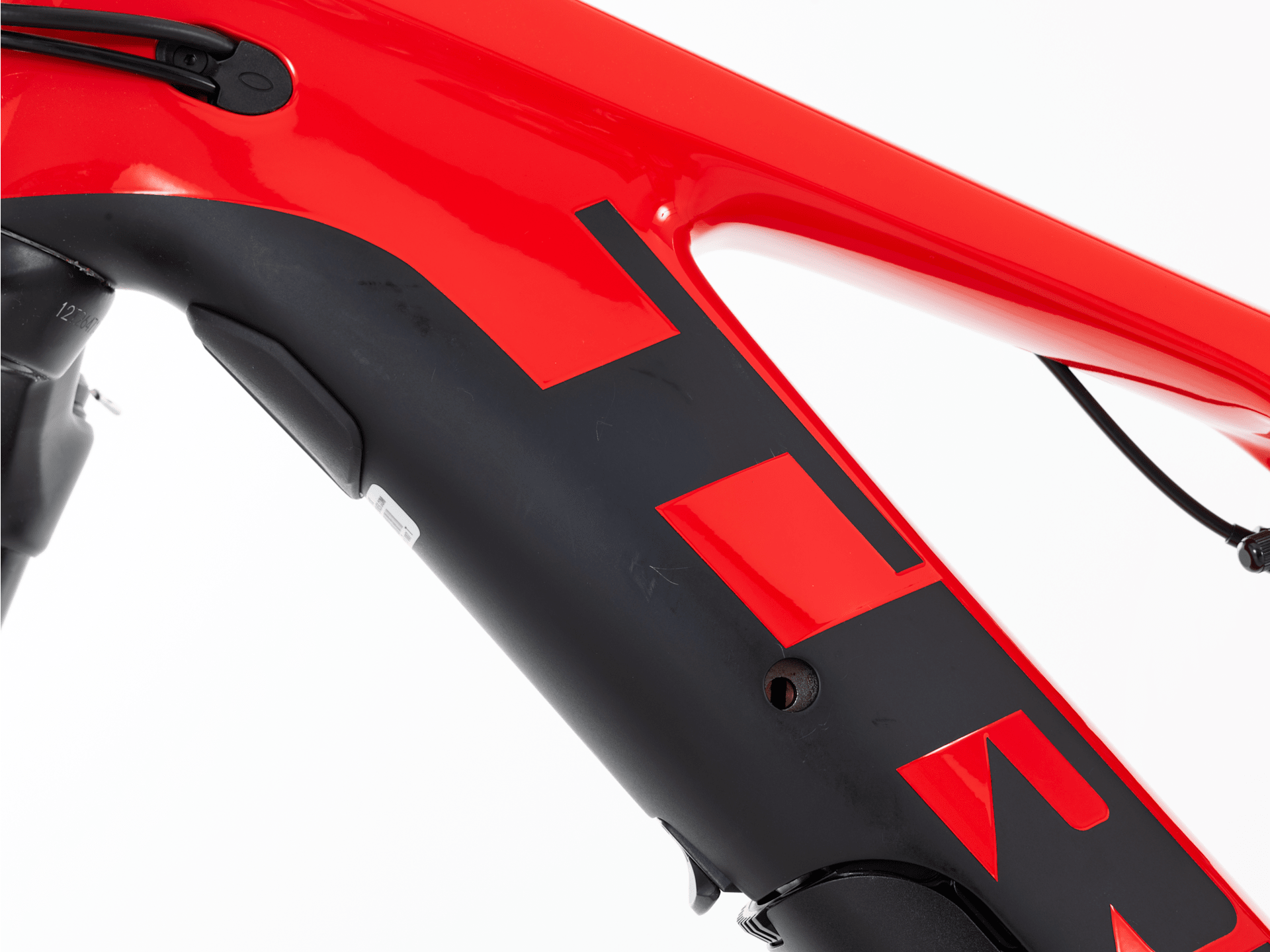 E-Caliber 9.8 GX Gen 1 - 2021, Large