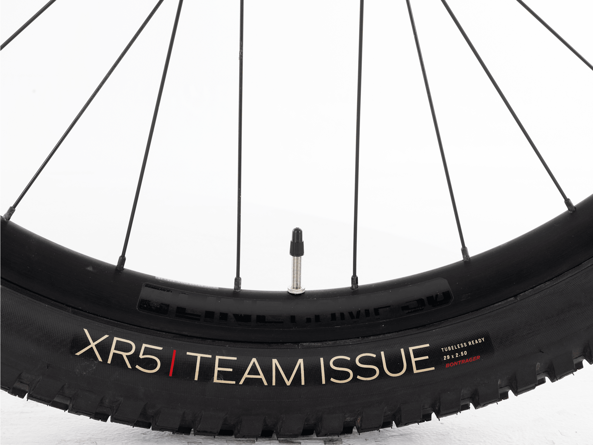 Rail 9.7 Gen 2 -2022, Medium