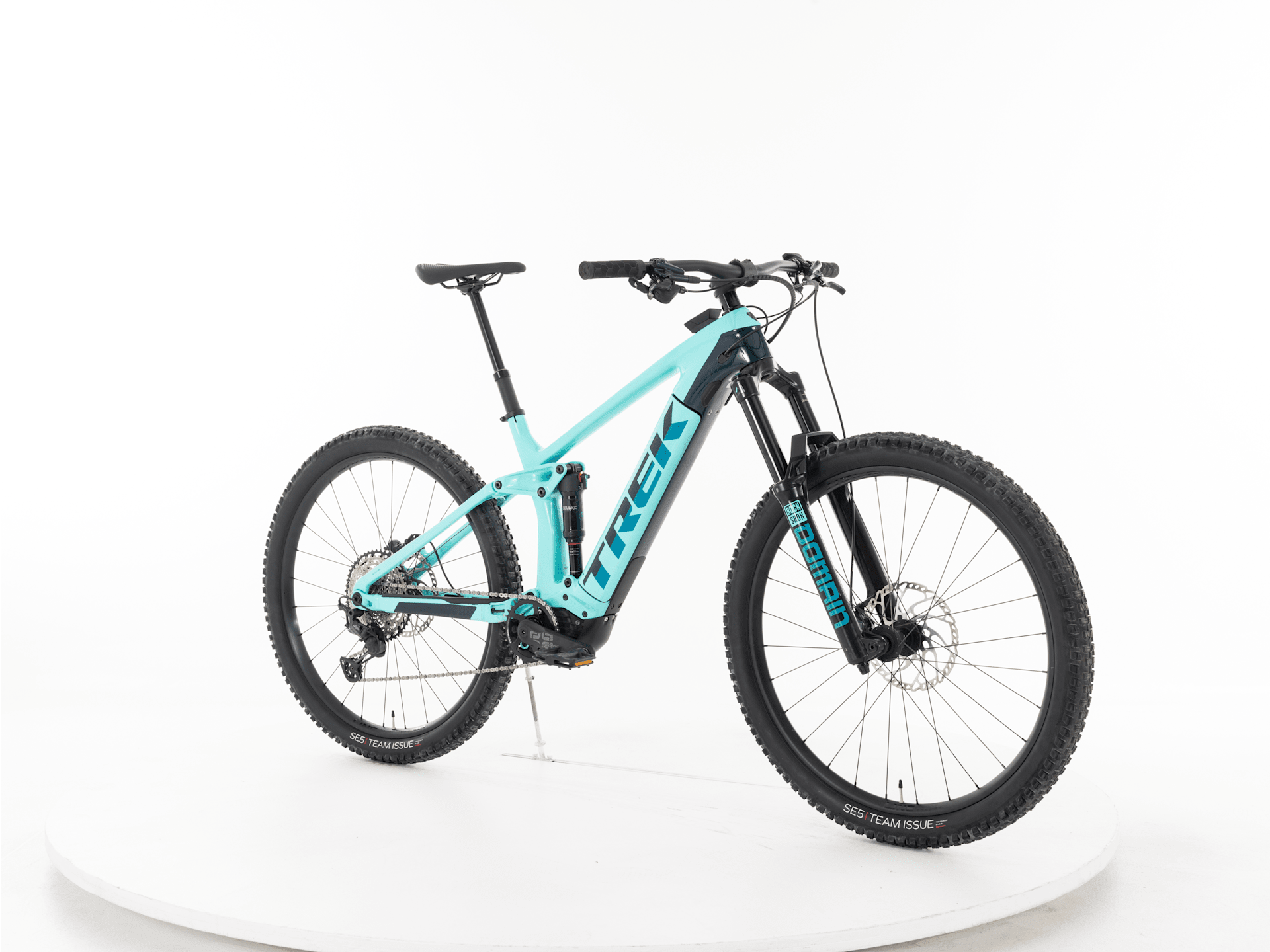 Rail 9.7 Gen 2 - 2022, Large