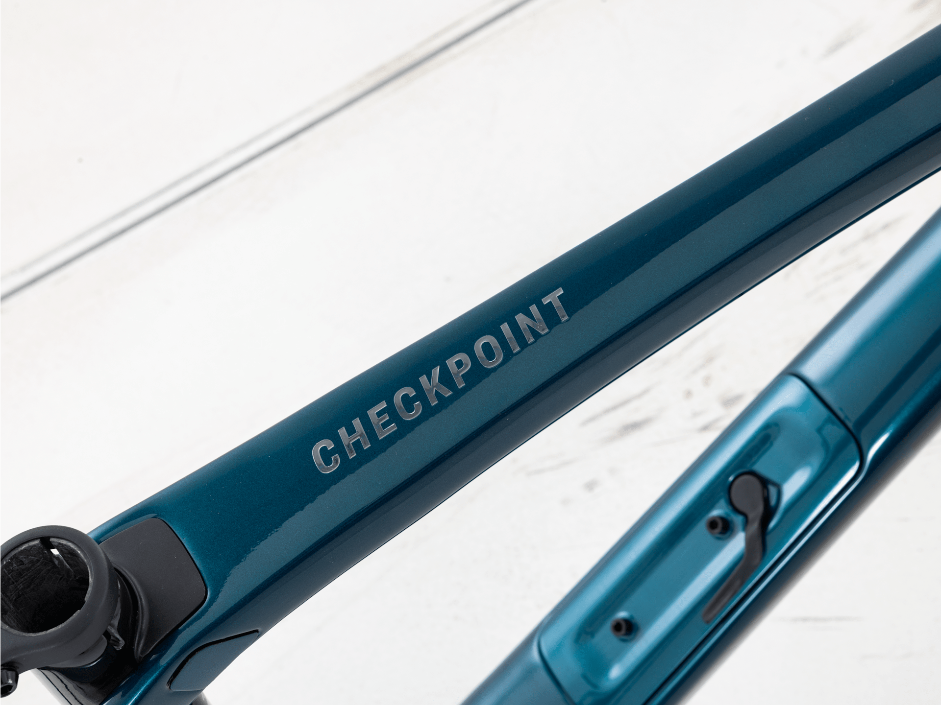 Checkpoint SL Frameset Gen 2 - 2024