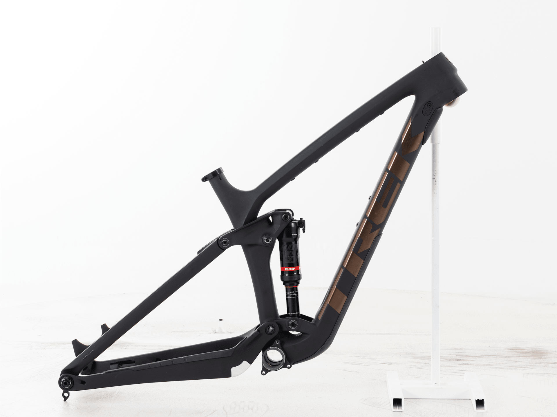 Remedy 27.5 C Frameset - 2024, Medium