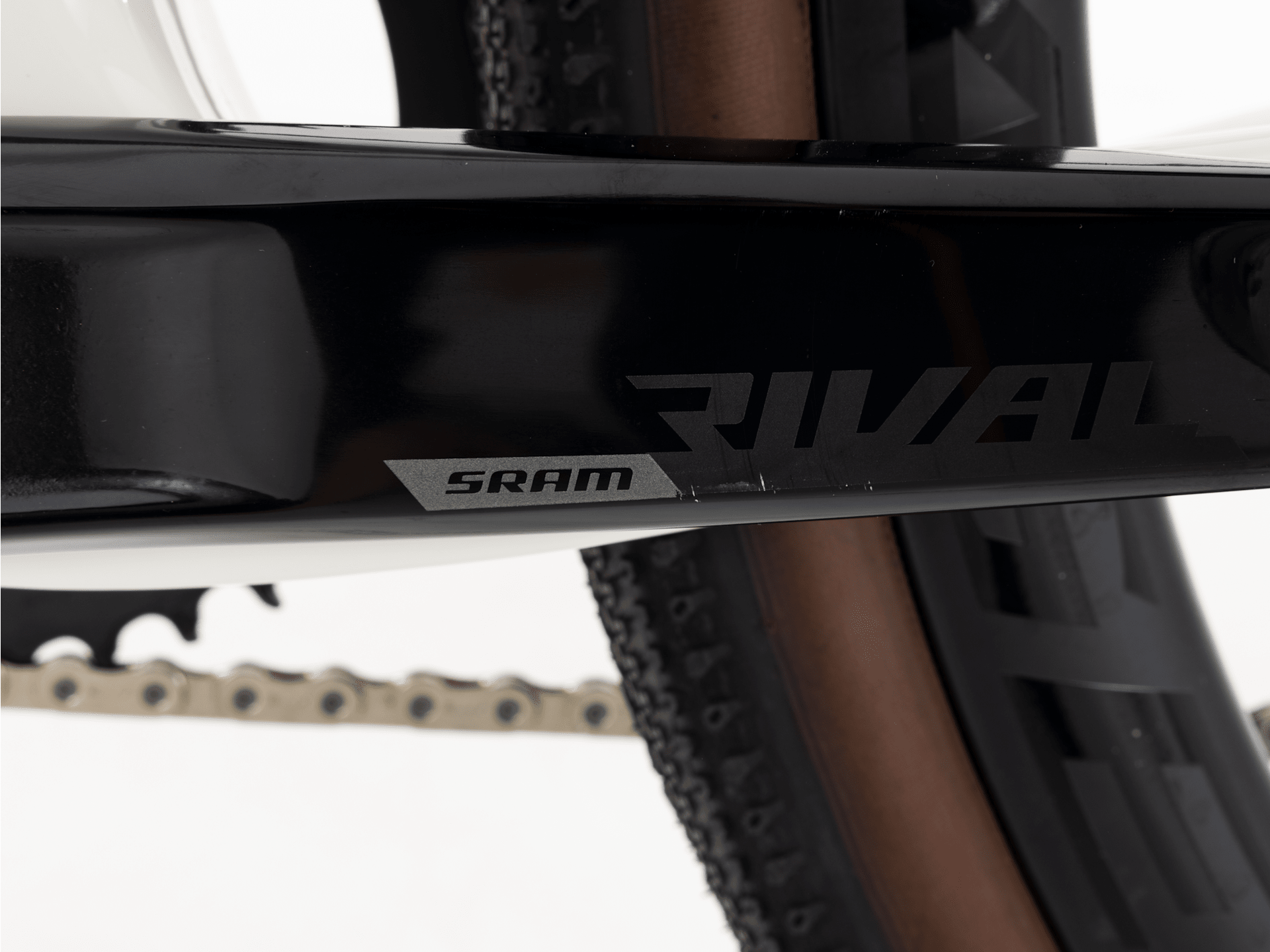 Checkpoint SLR 6 AXS - 2024