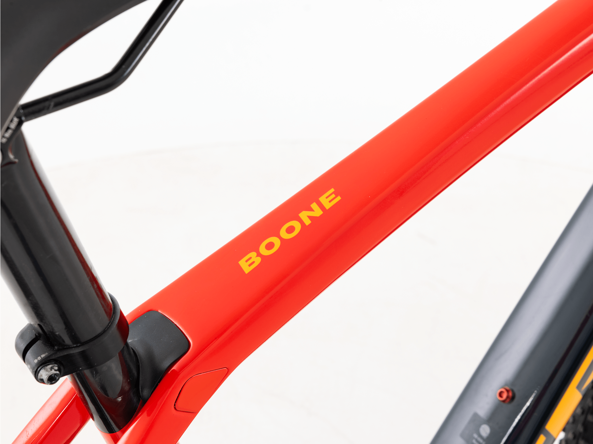 Boone 6 - 2022, 49cm