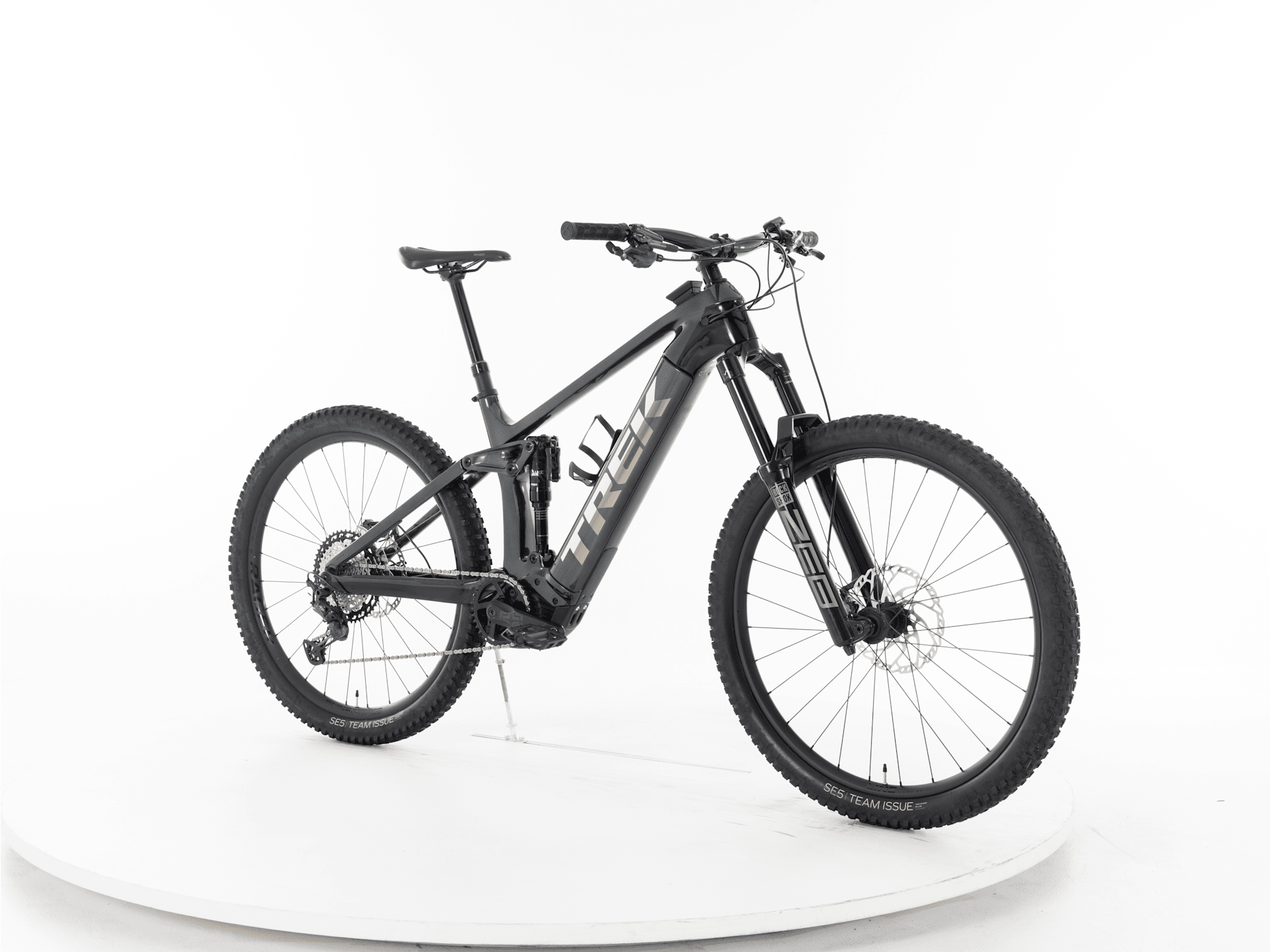 Rail 9.8 XT Gen 3 - 2022, Large