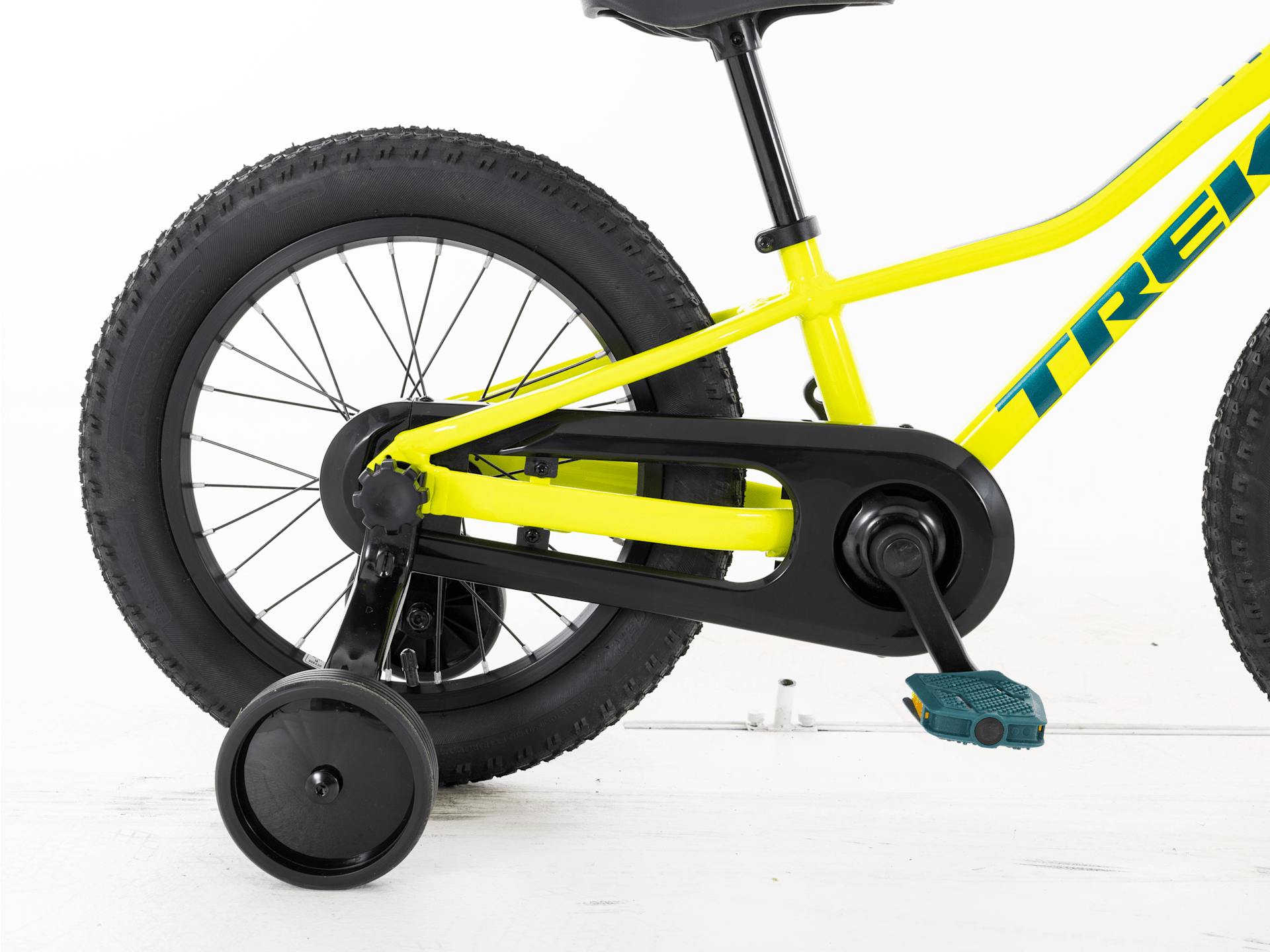 Precaliber 16 - 2026, 16"