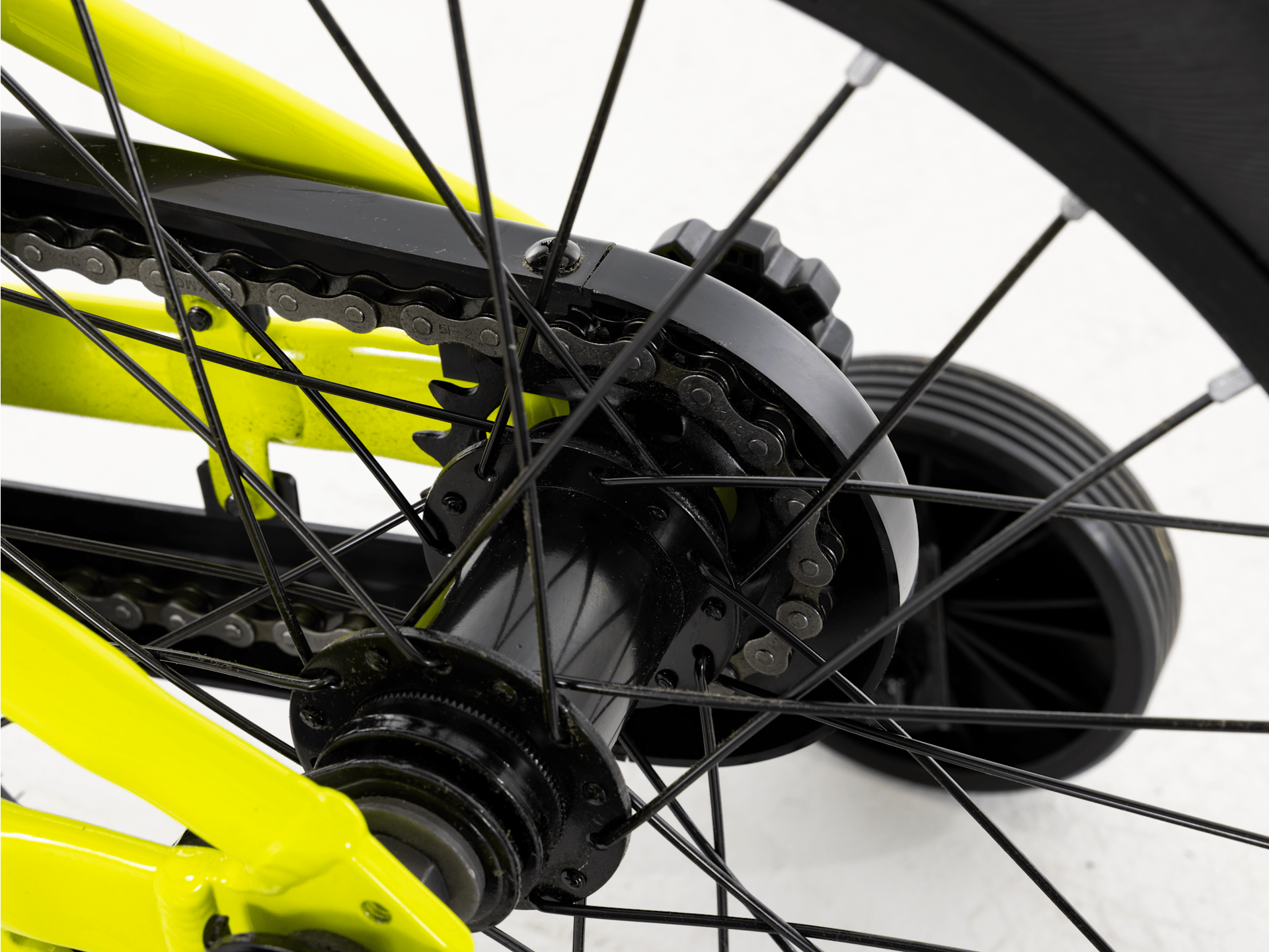 Precaliber 16 - 2026, 16"