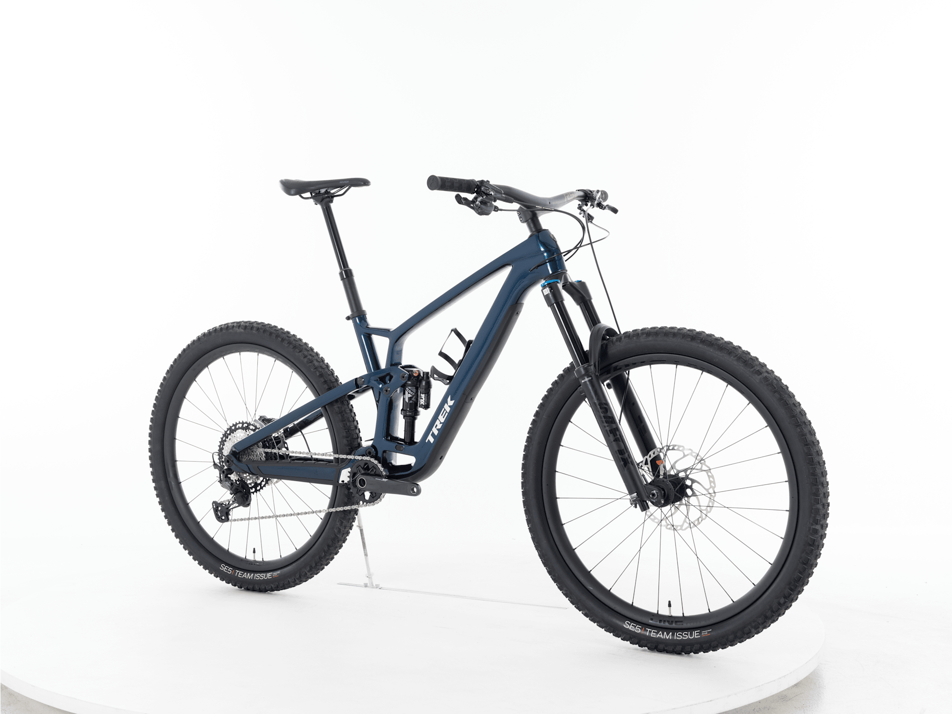 Fuel EX 9.8 XT Gen 6 - 2023, Large