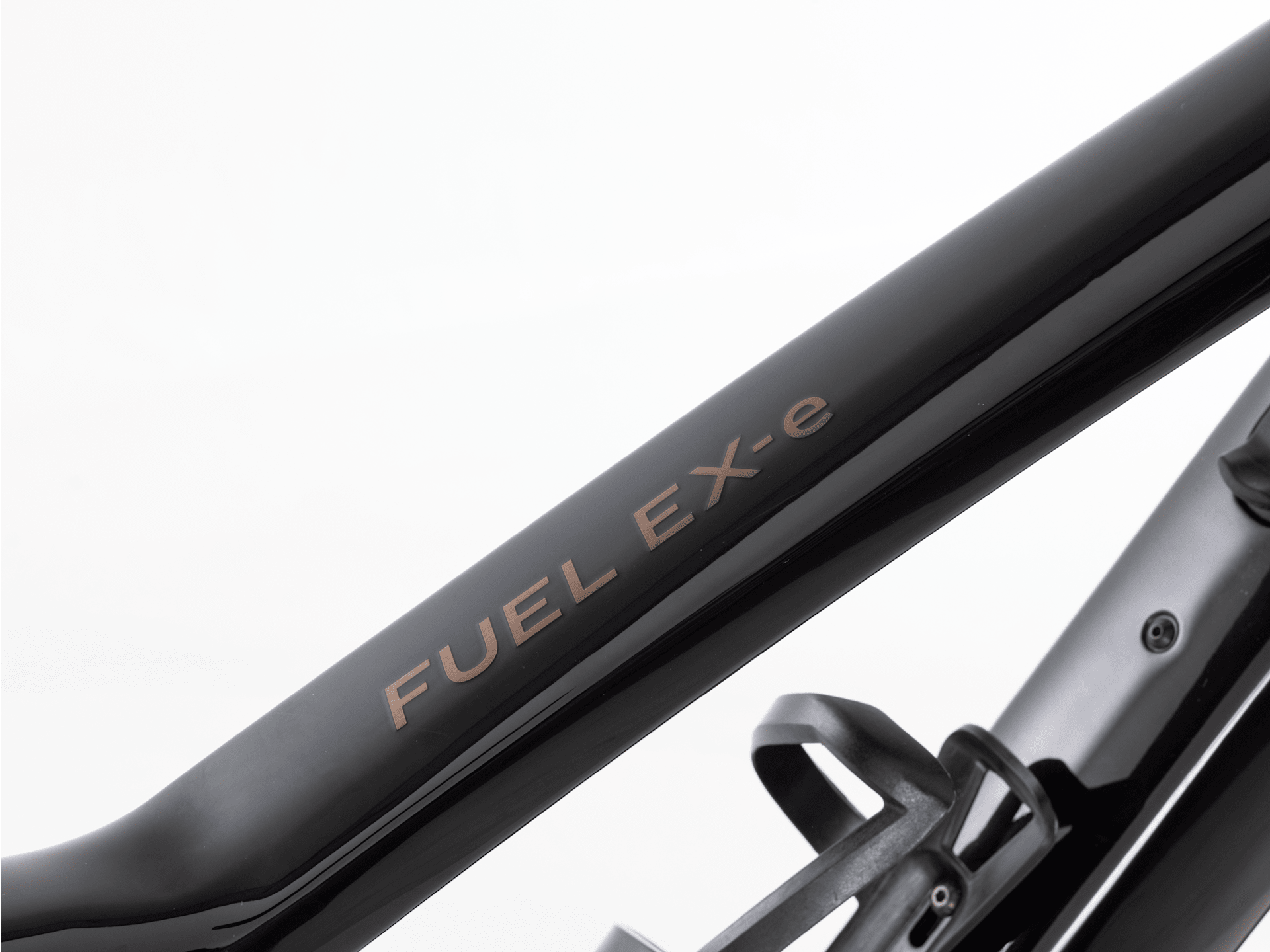 Fuel EXe 9.9 XTR - 2024, X-Large