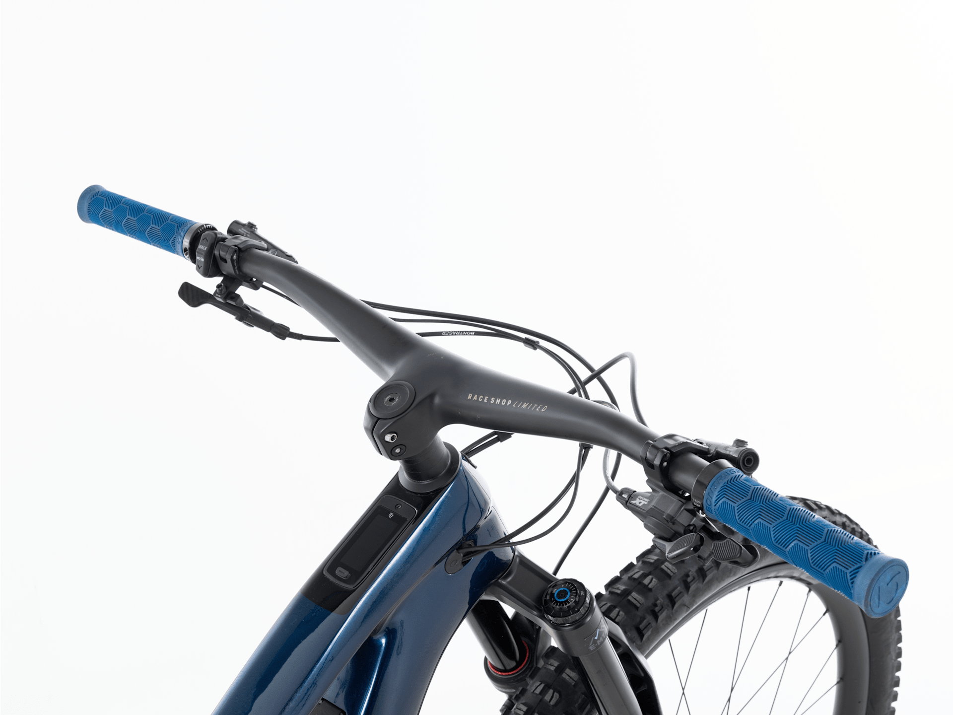 Fuel EXe 9.8 - 2023, Medium