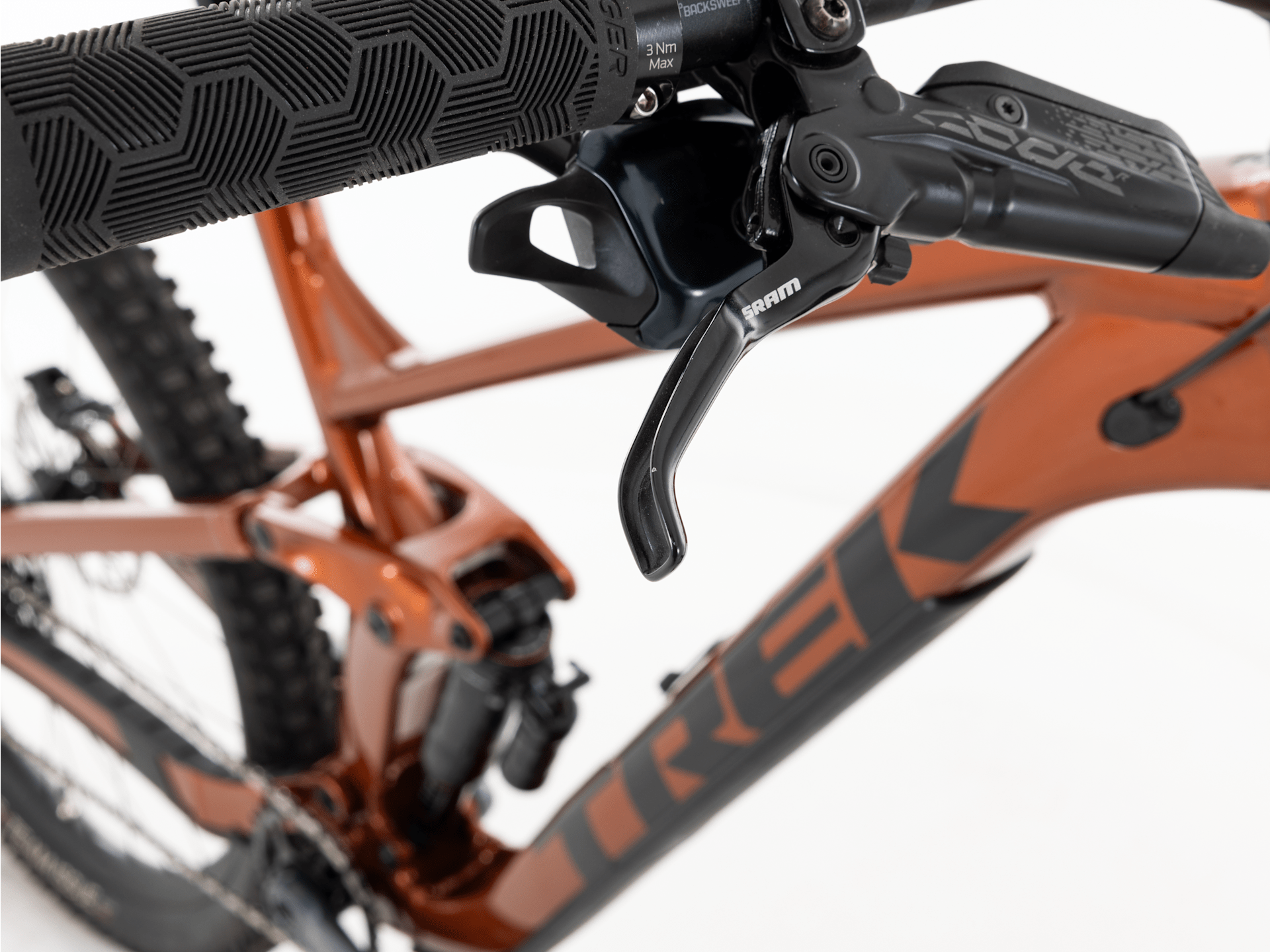 Slash 8 Gen 5 - 2023, Large