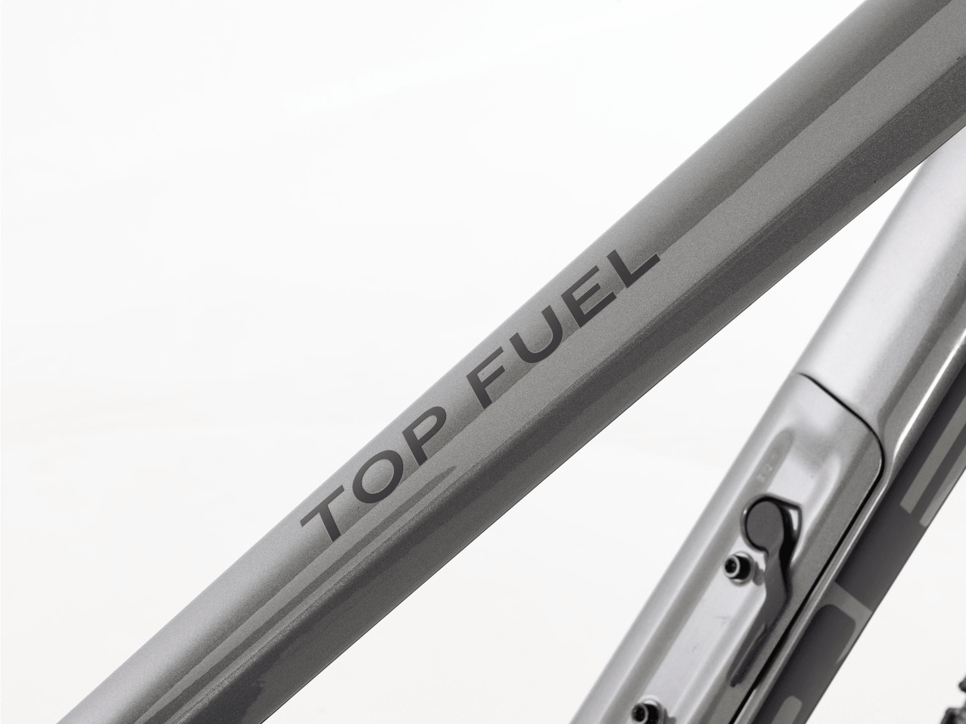 Top Fuel 8 XT Gen 3 - 2024, Medium/Large