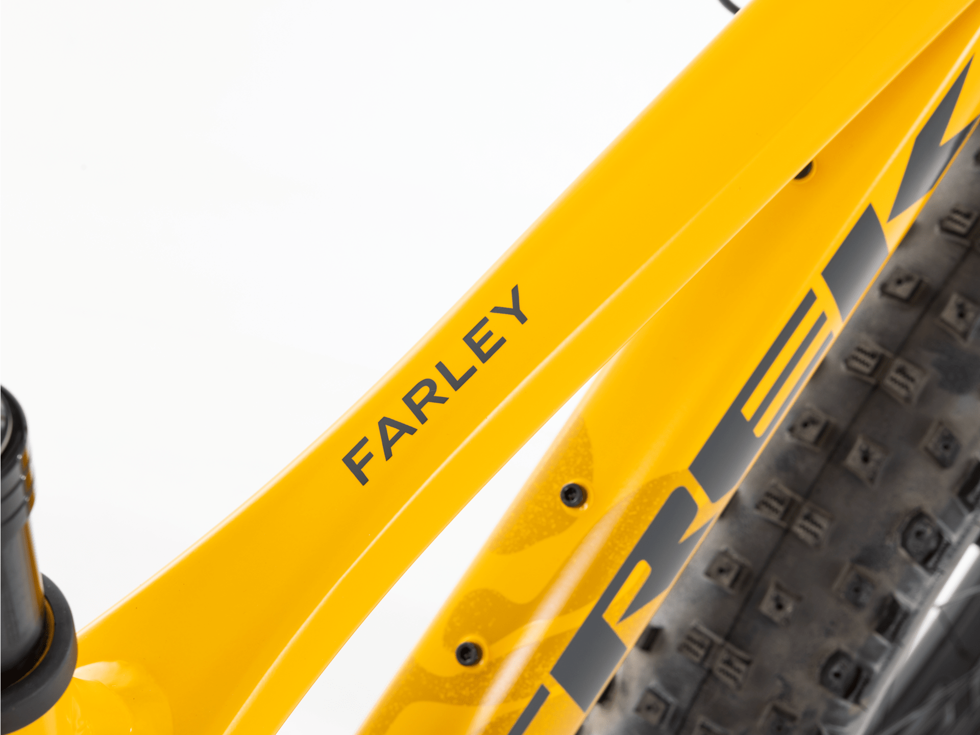 Farley 7 - 2026, Small