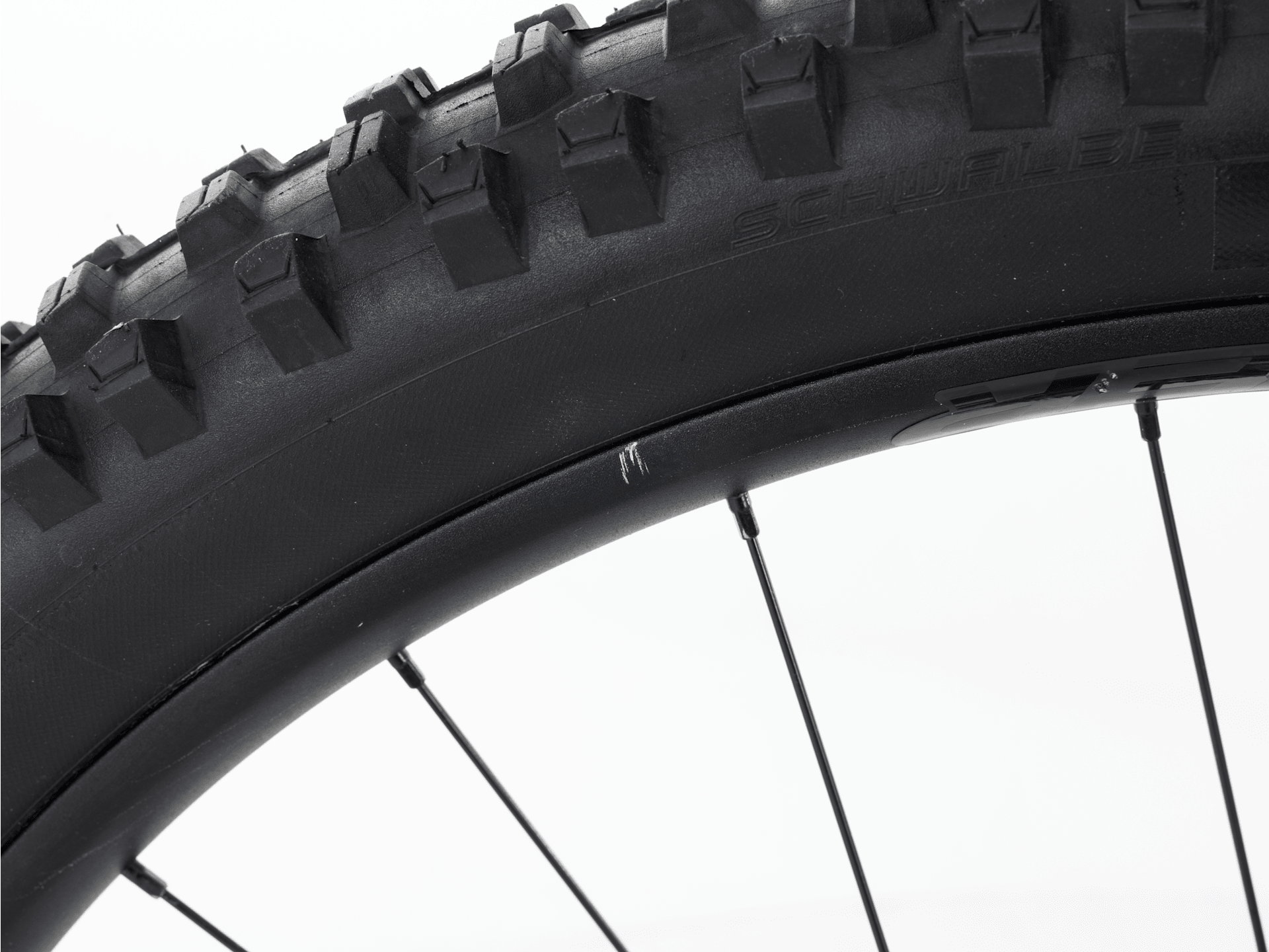 Rail 9.8 XT Gen 4 - 2024, Medium