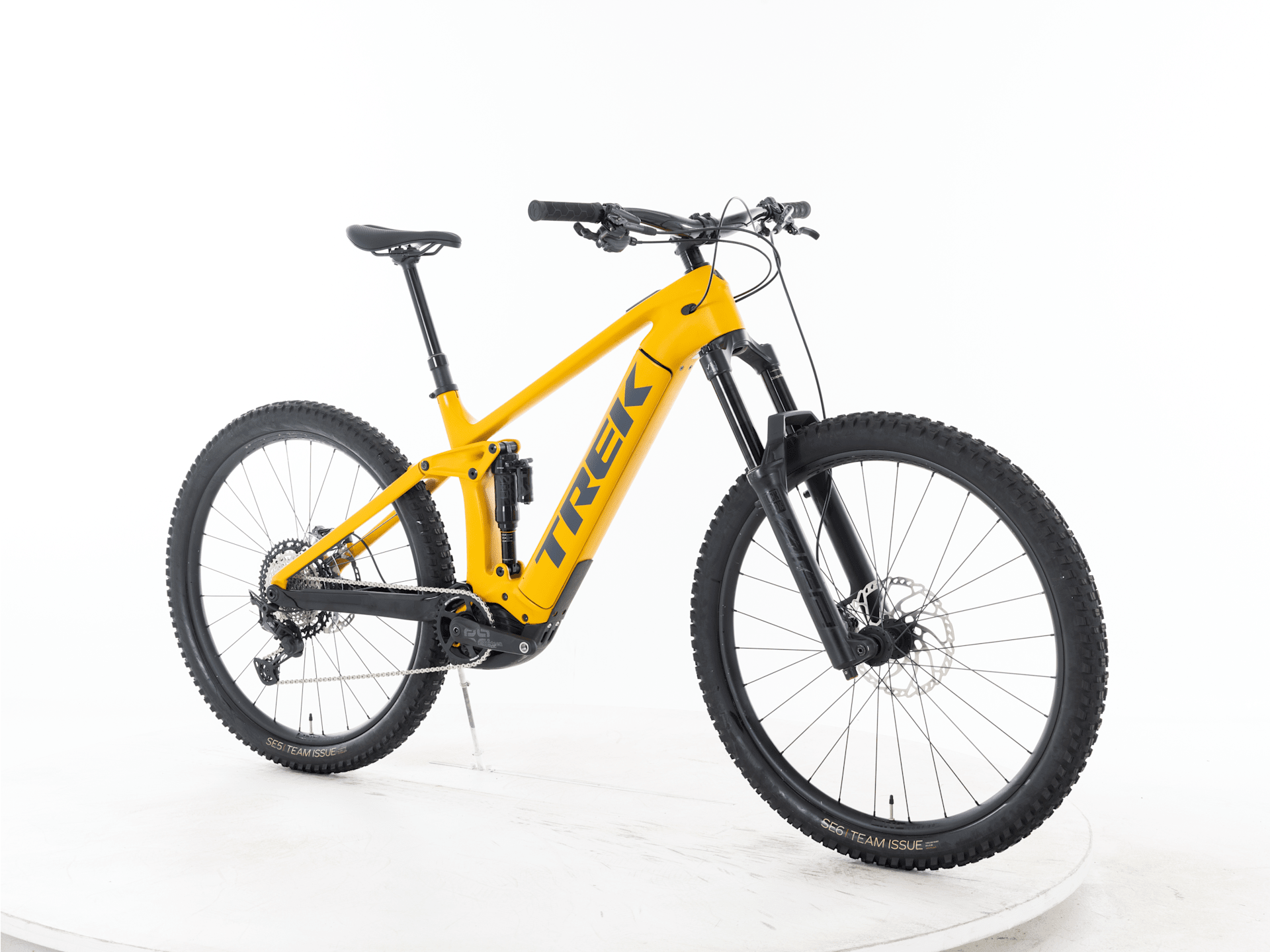 Rail 9.8 XT Gen 4 - 2024, Large