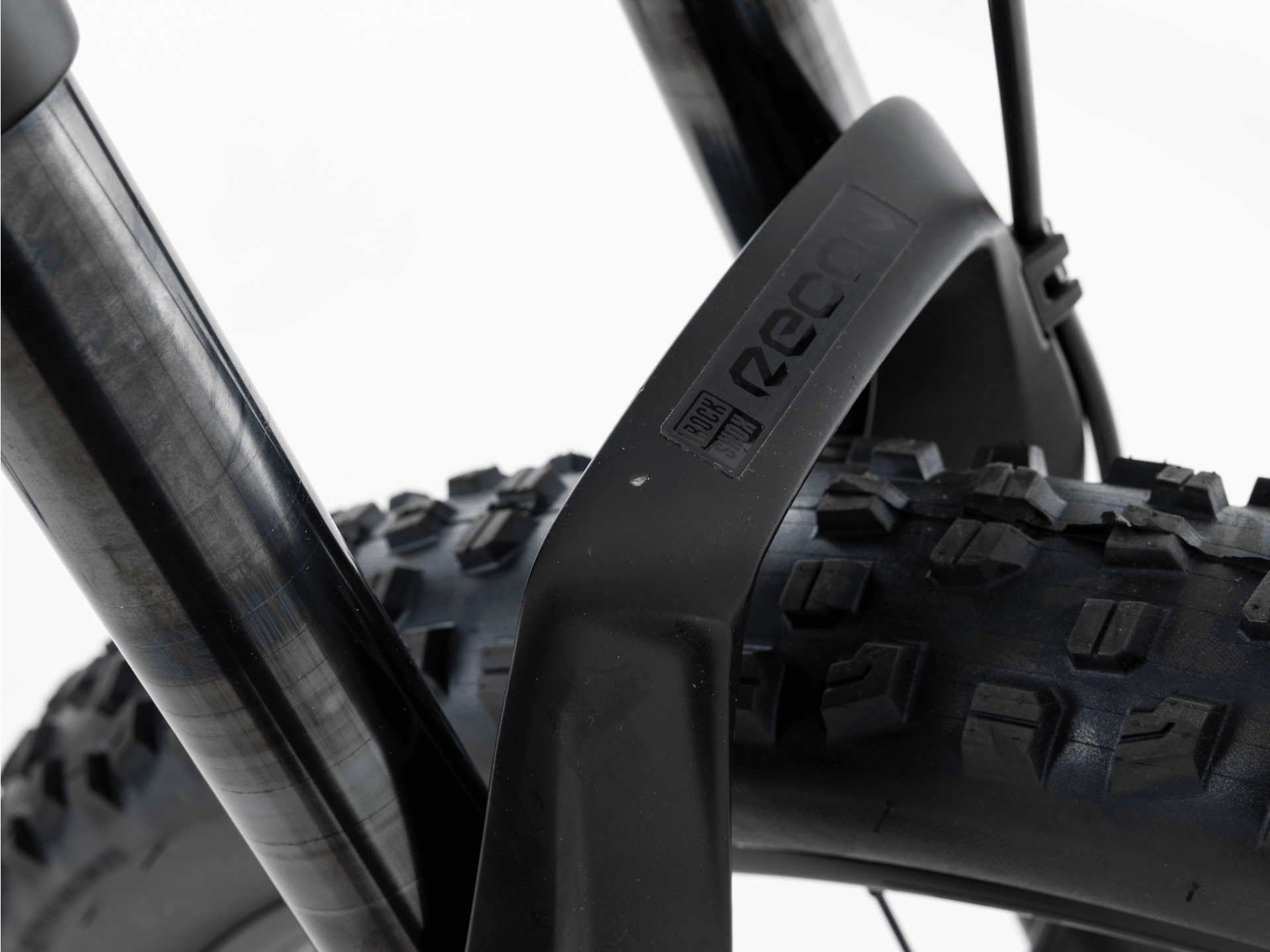 Fuel EXe 5 - 2024, Large