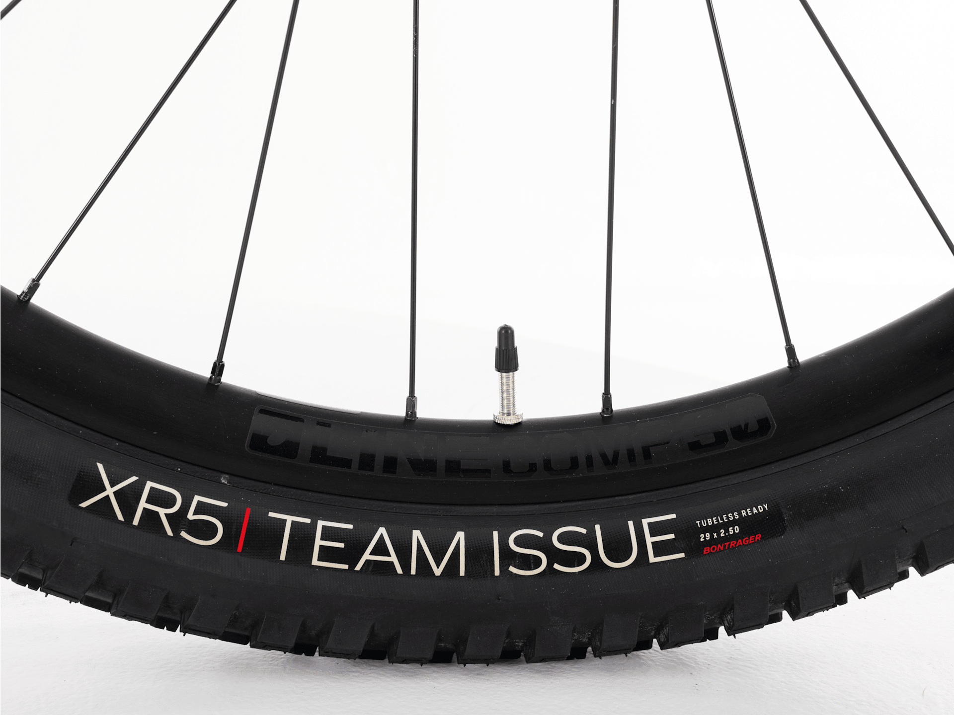 Rail 9.7 Gen 4 - 2024, Medium