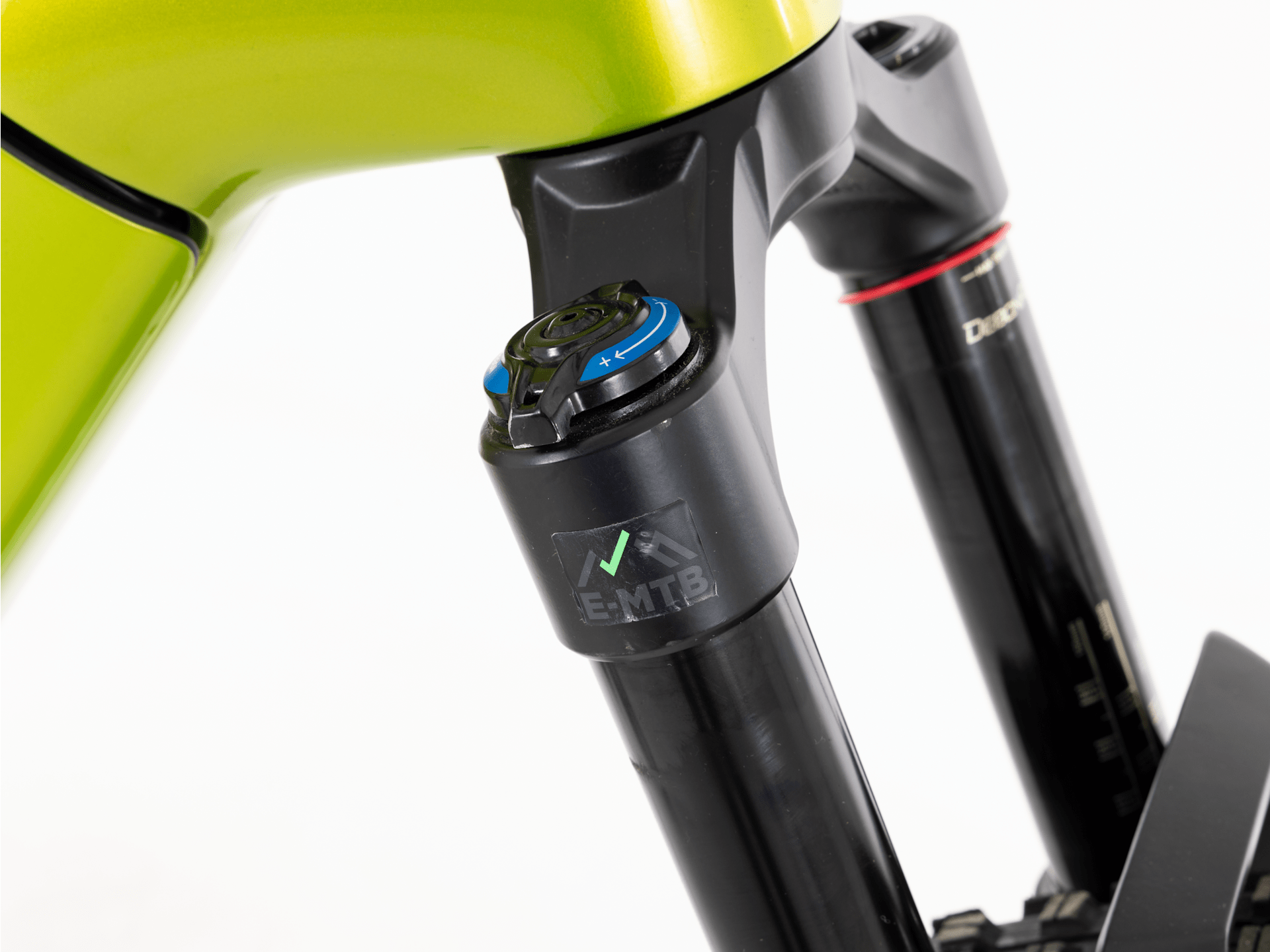 Rail 9.7 Gen 4 - 2024, Medium