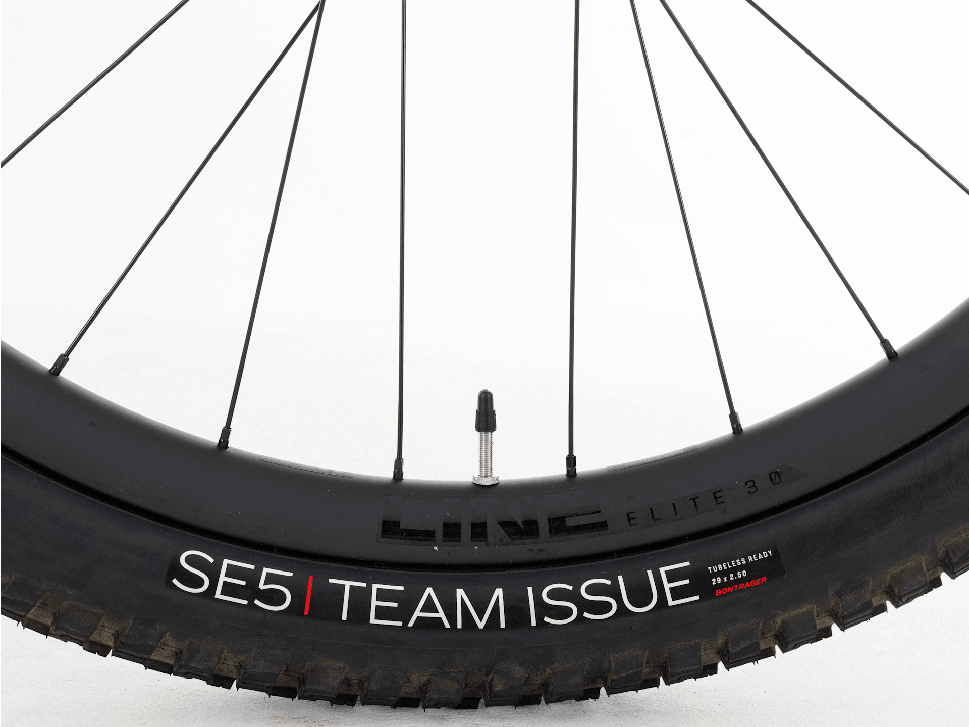 Fuel EX 9.8 XT Gen 6 - 2024, Medium