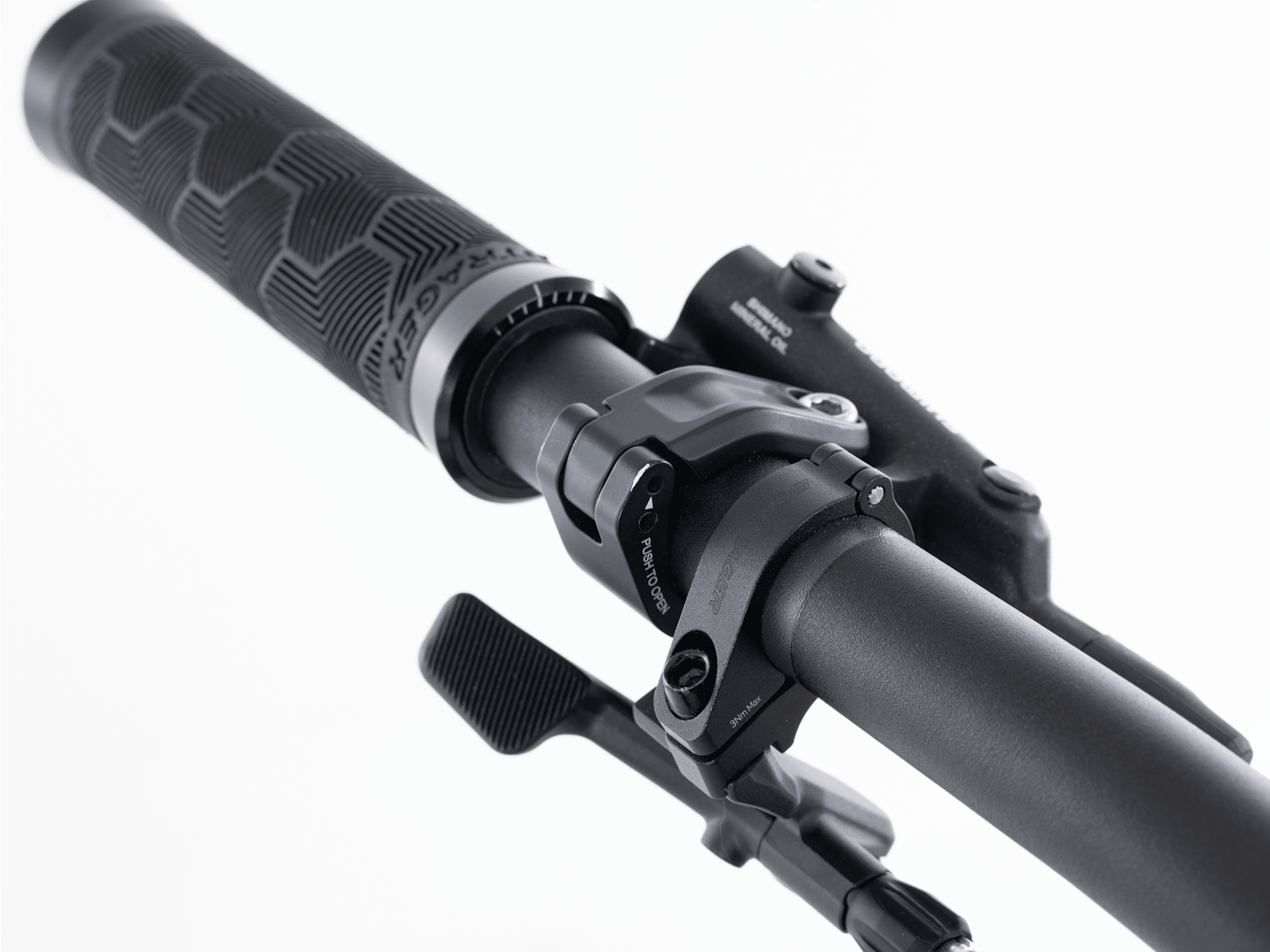 Slash 8 Gen 6 - 2025, Large