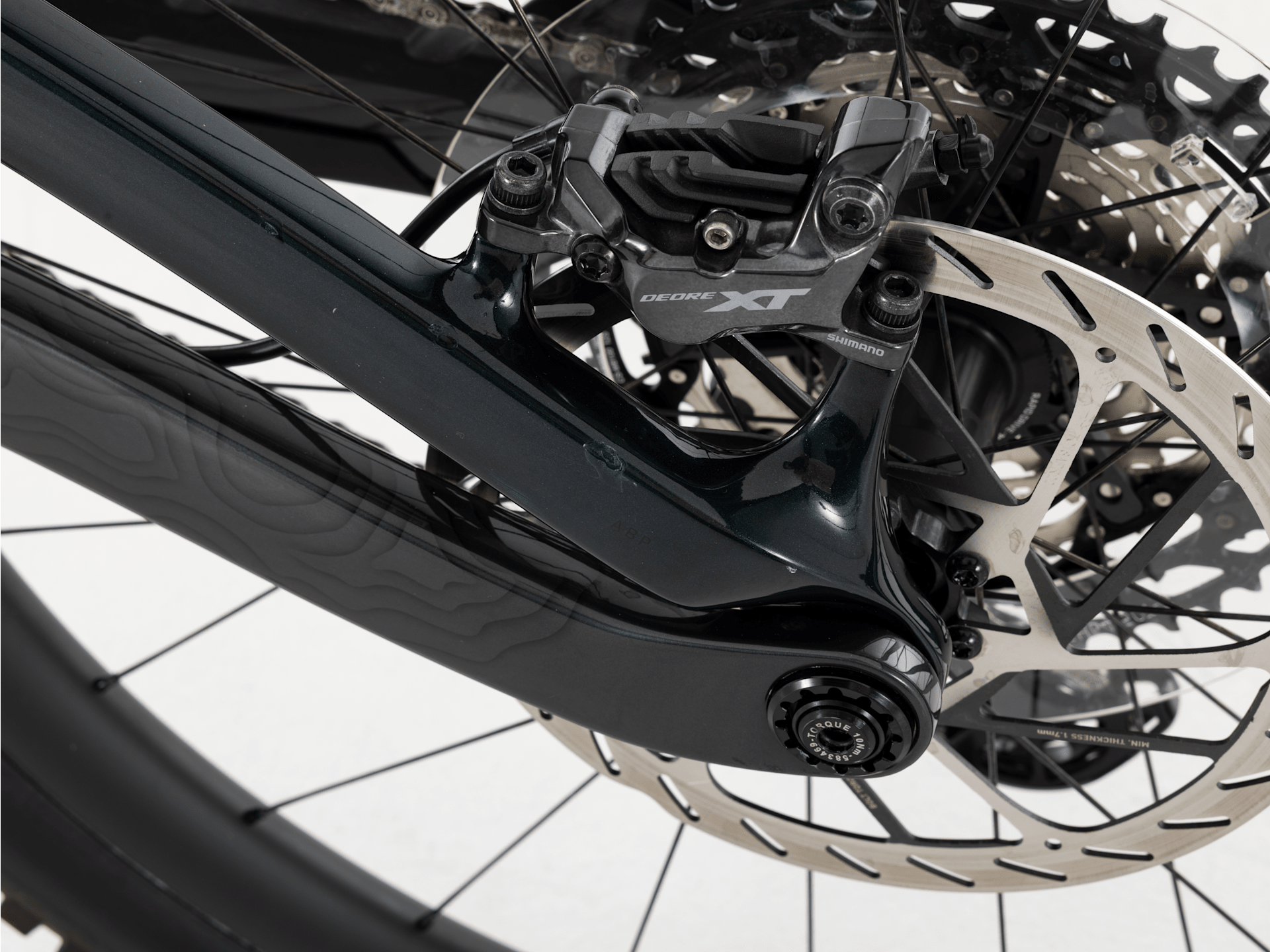 Slash 9.8 XT Gen 6 - 2024, Large