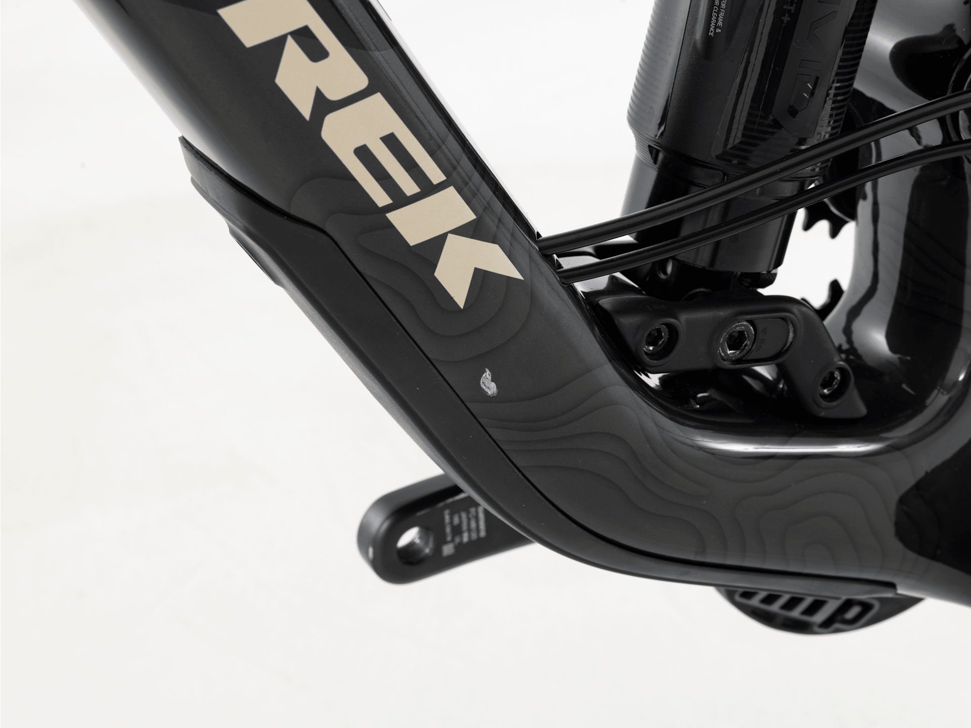 Slash 9.8 XT Gen 6 - 2024, Large