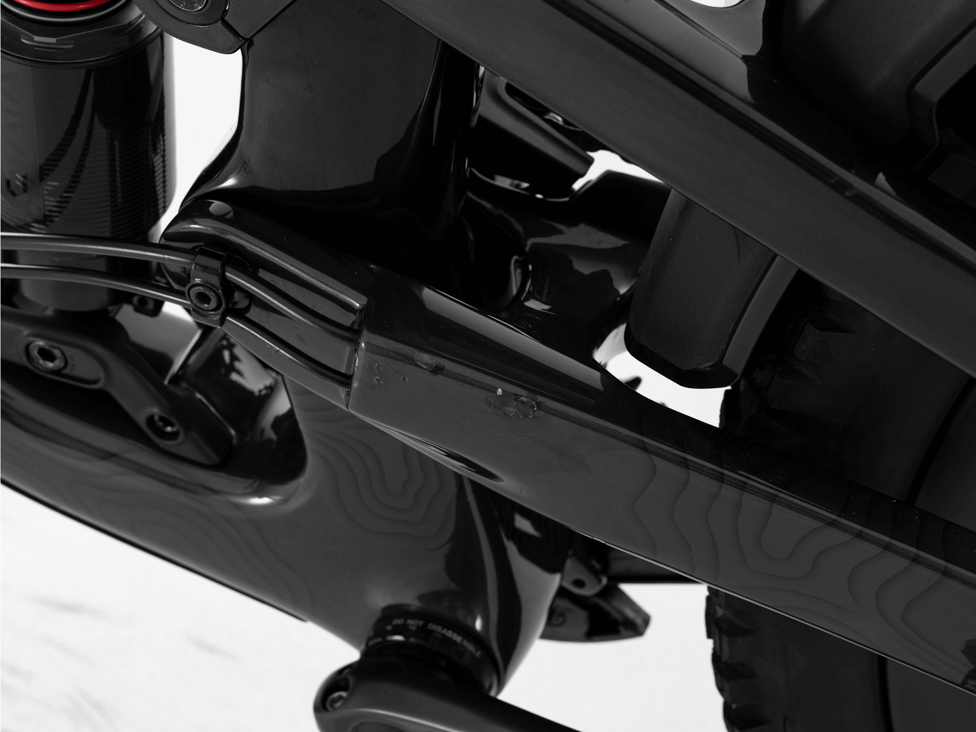 Slash 9.8 XT Gen 6 - 2024, Large
