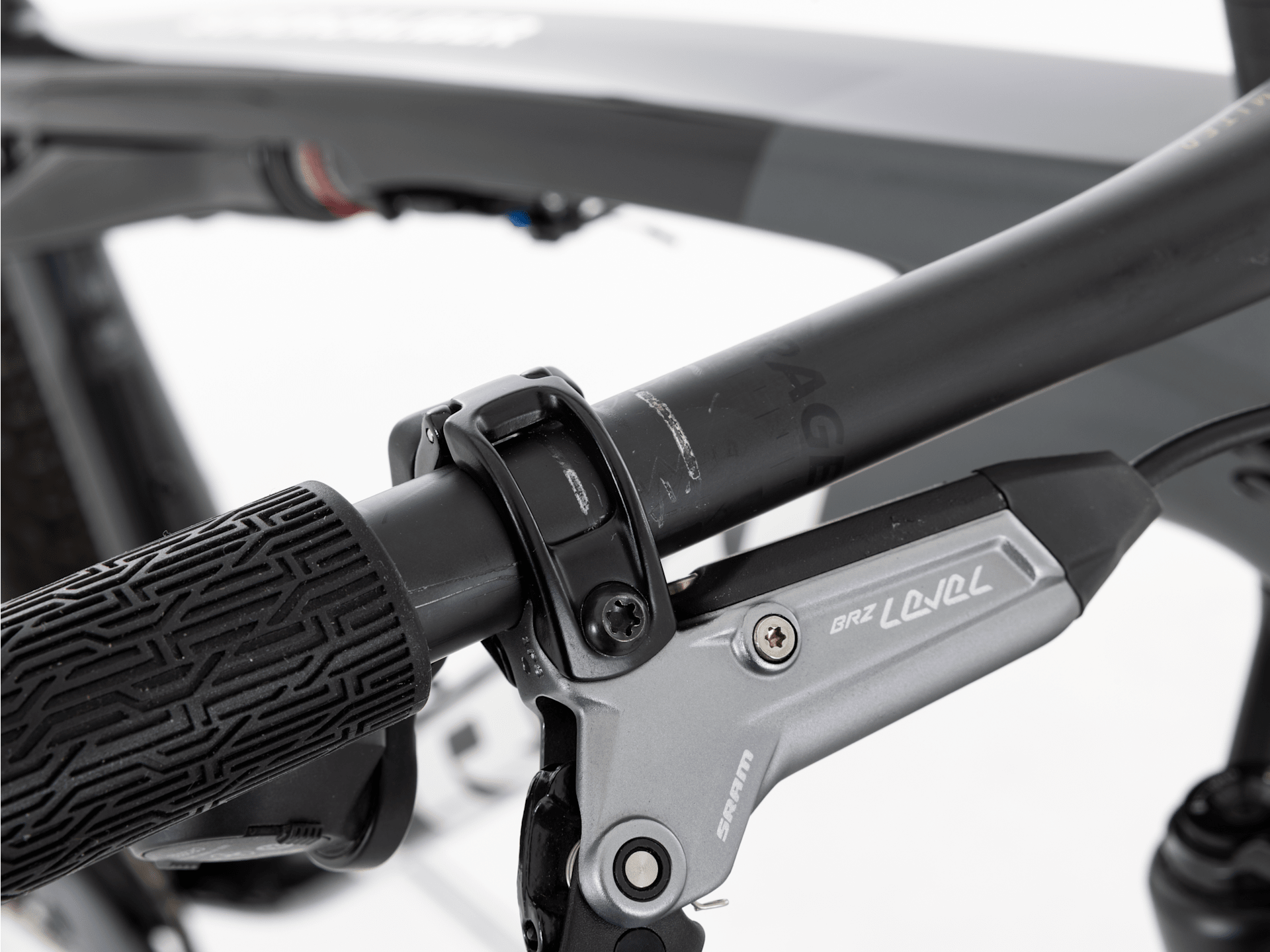 Supercaliber SLR 9.8 AXS Gen 2 - 2026, Medium