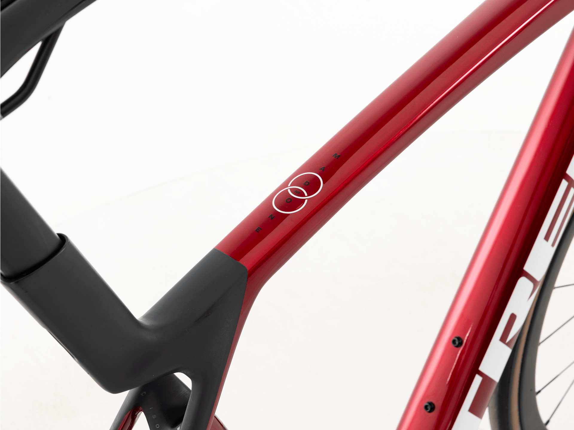 Madone SL 6 AXS Gen 8 - 2025