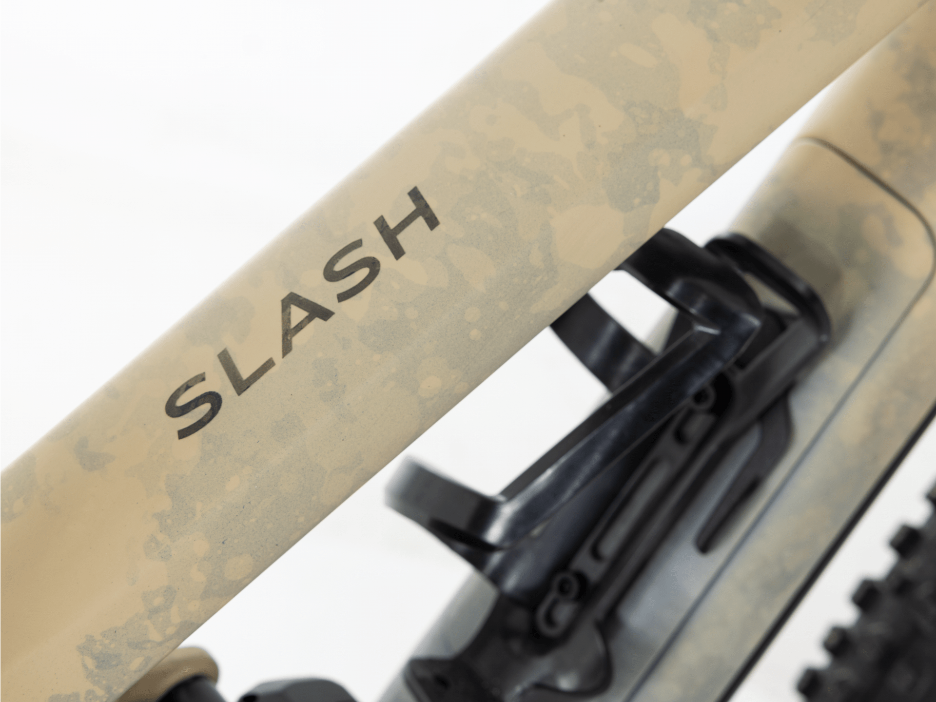 Slash SE Gen 5 - 2025