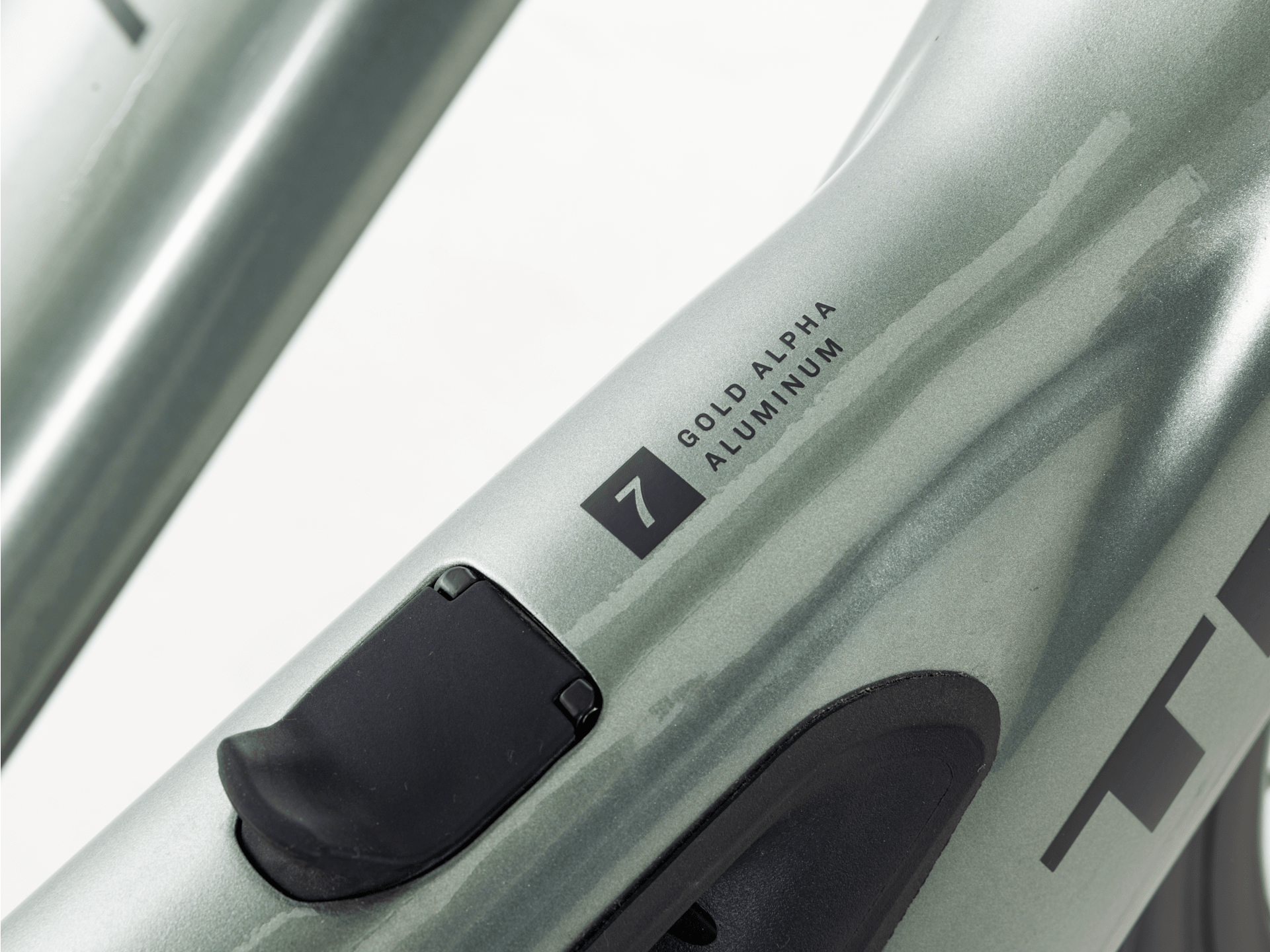 FX+ 7S Midstep - 2026, Medium