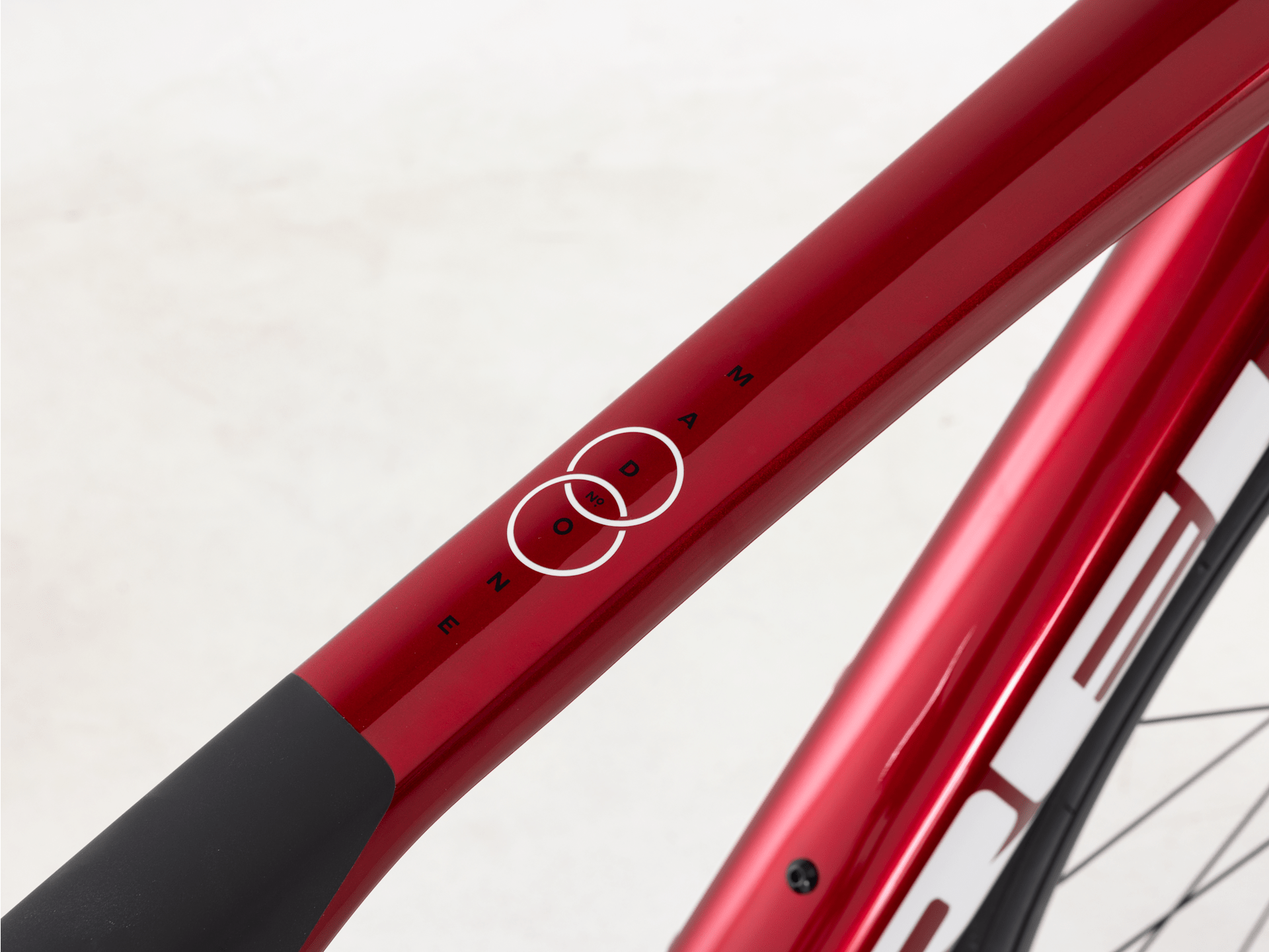 Madone SL 5 Gen 8 - 2025