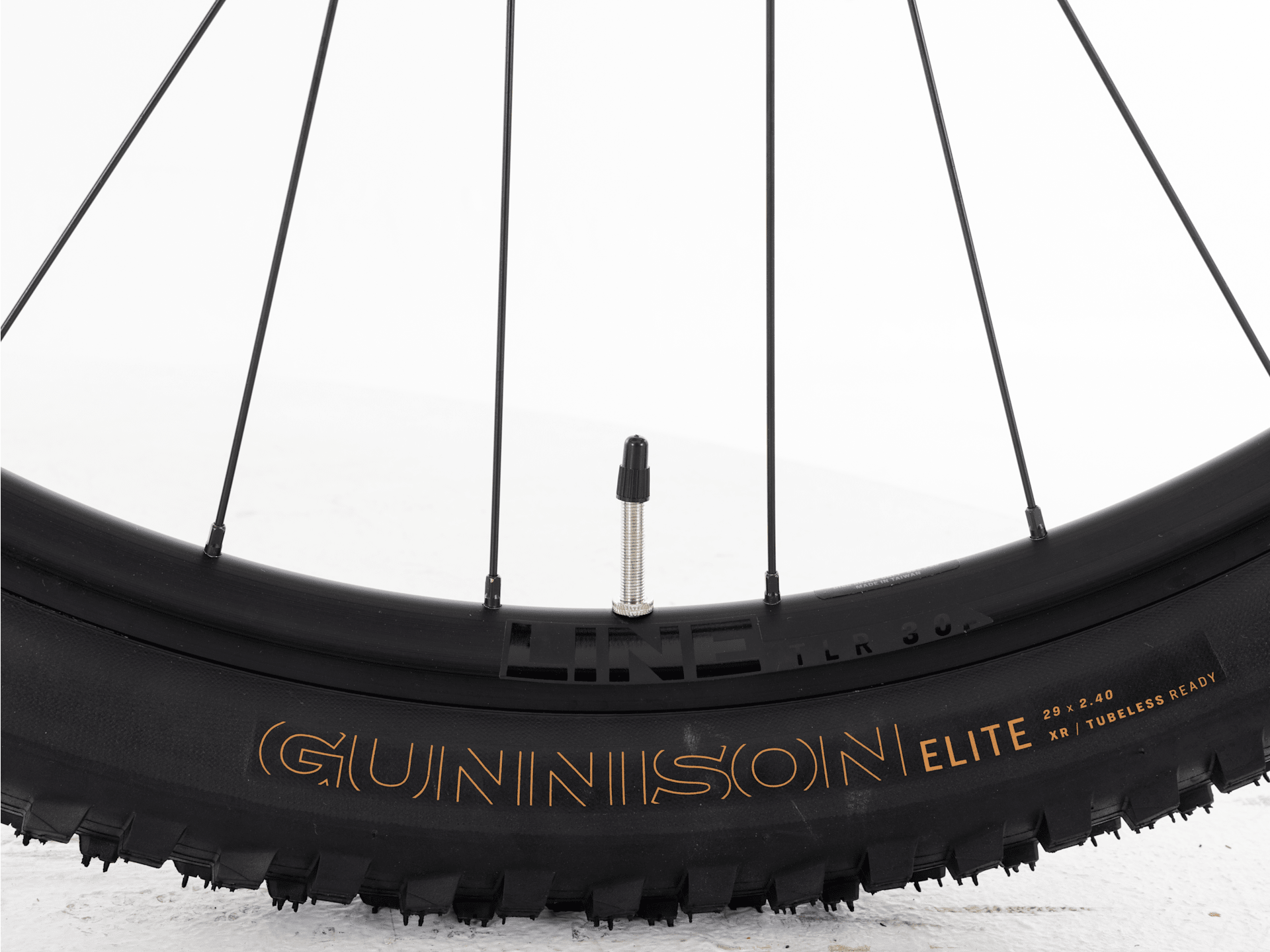 Rail+ 5 Gen 5 - 2026, Medium