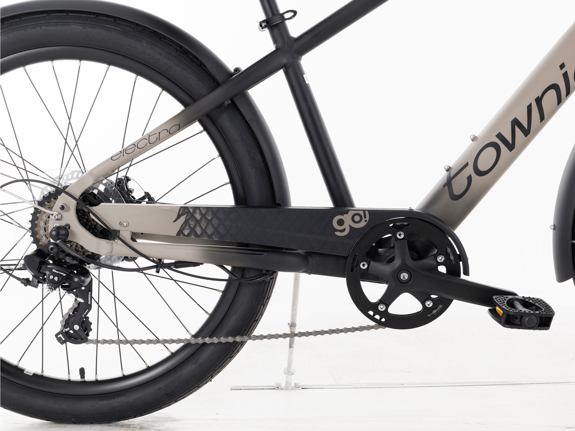 Townie Go! 7D EQ Step-Over - 2026, Medium