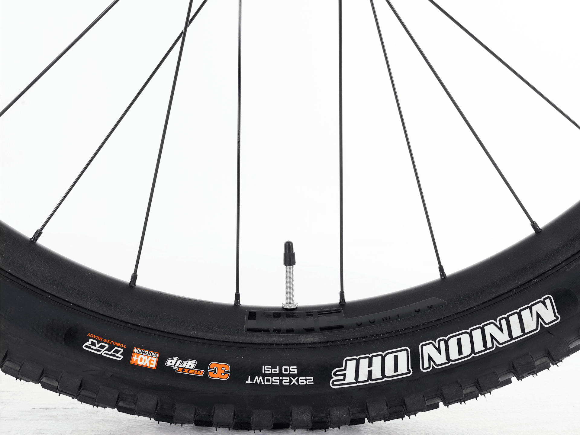 Fuel+ EX 9.8 Eagle 90 Gen 2 - 2026, Medium