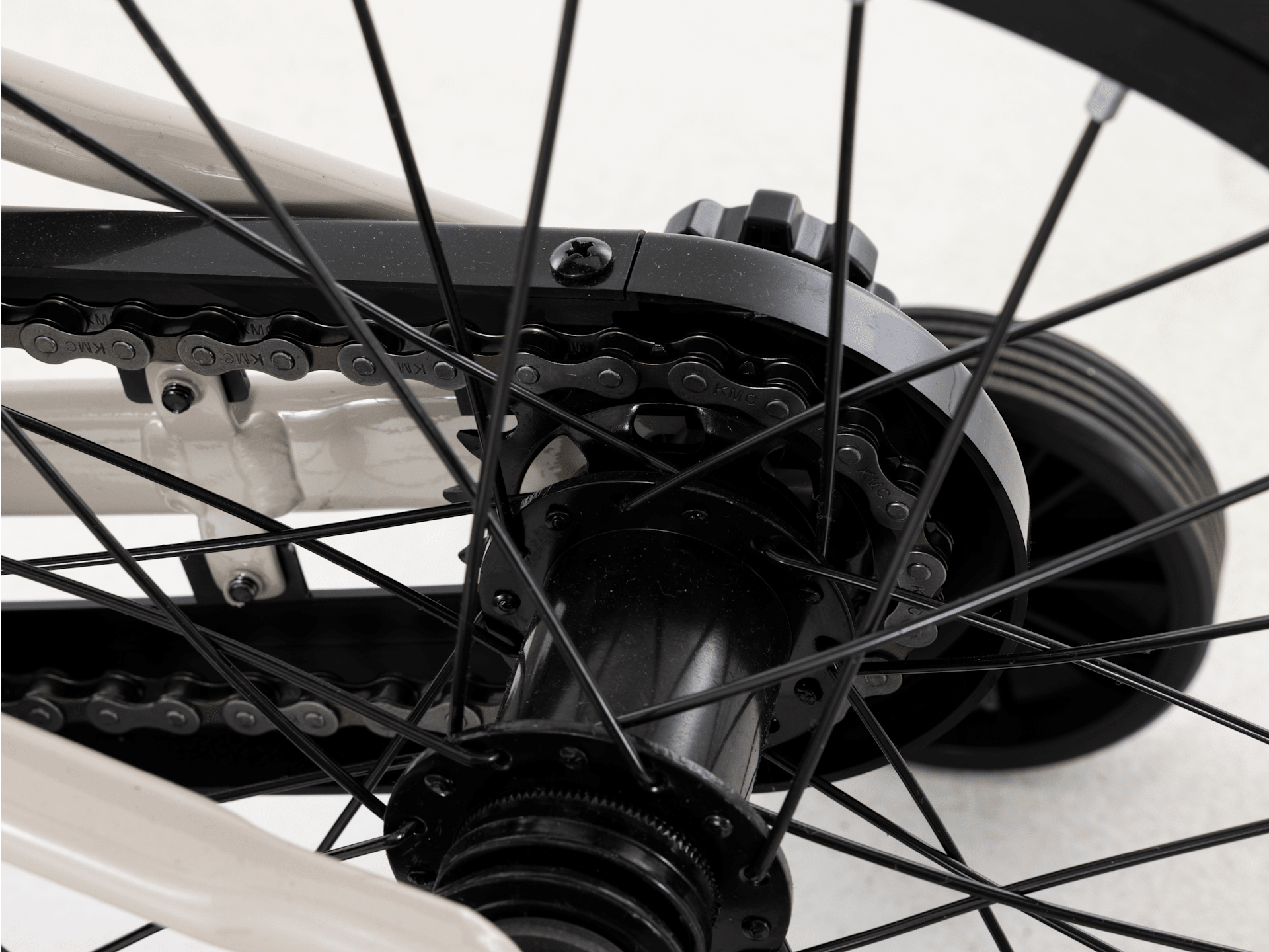 Precaliber 16 - 2027