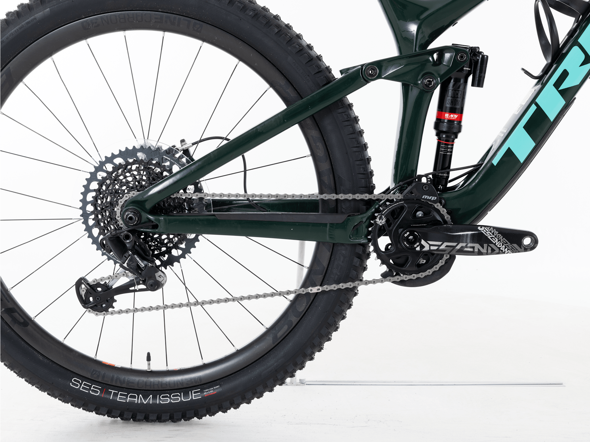 Slash 9.8 - 2019, Medium