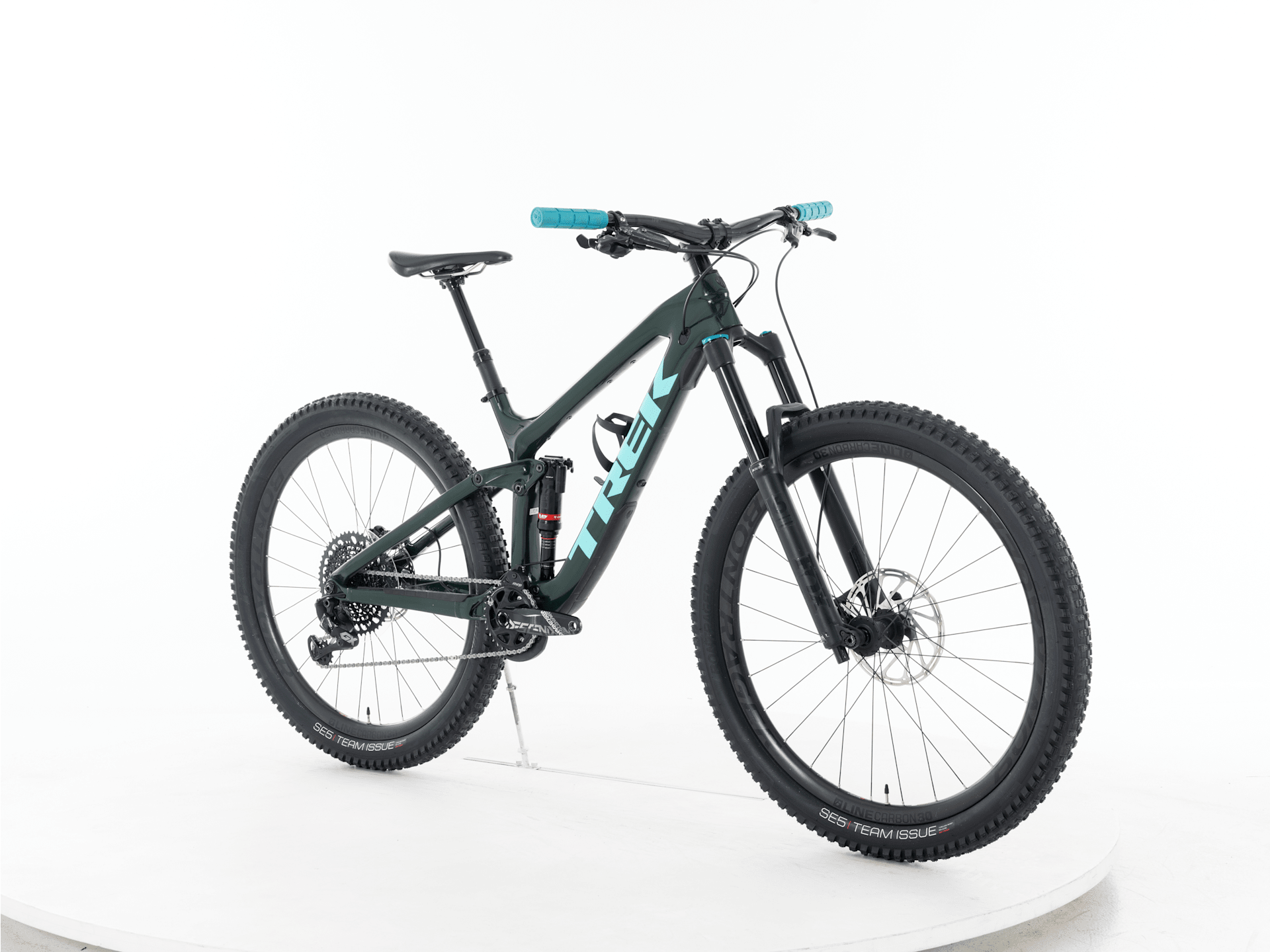 Slash 9.8 - 2019, Medium