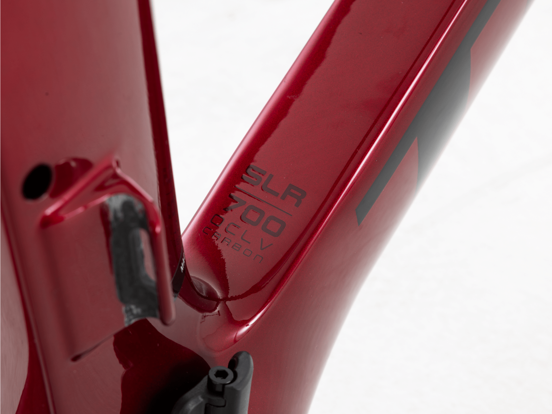 Madone SLR Gen 6 BB90 Rim Frameset - 2024